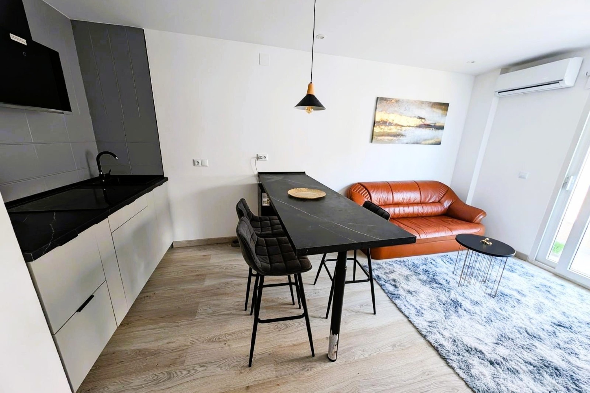 Resale - Apartment / Flat -
Torrevieja - Costa Blanca