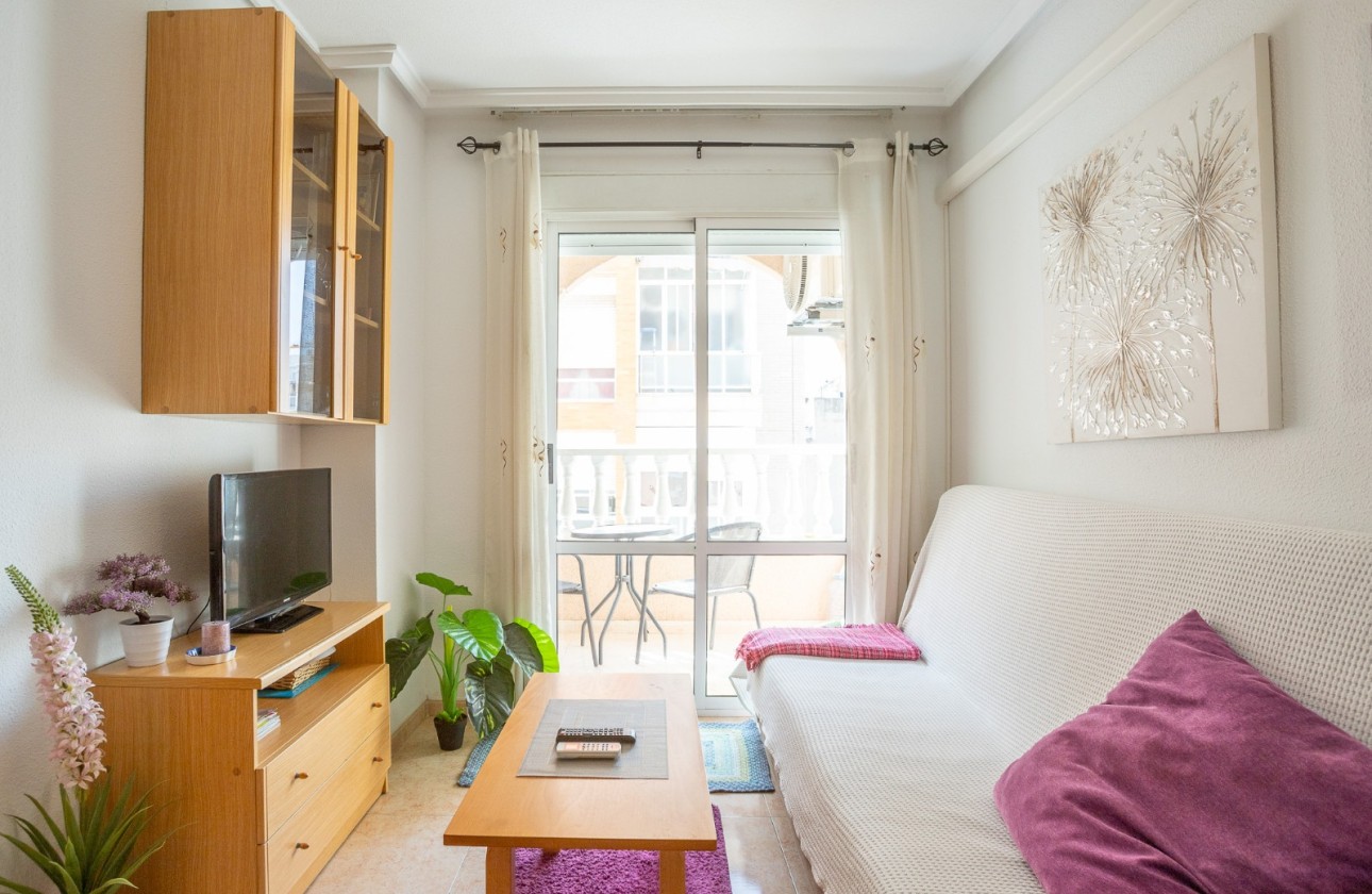 Resale - Apartment / Flat -
Torrevieja - Costa Blanca