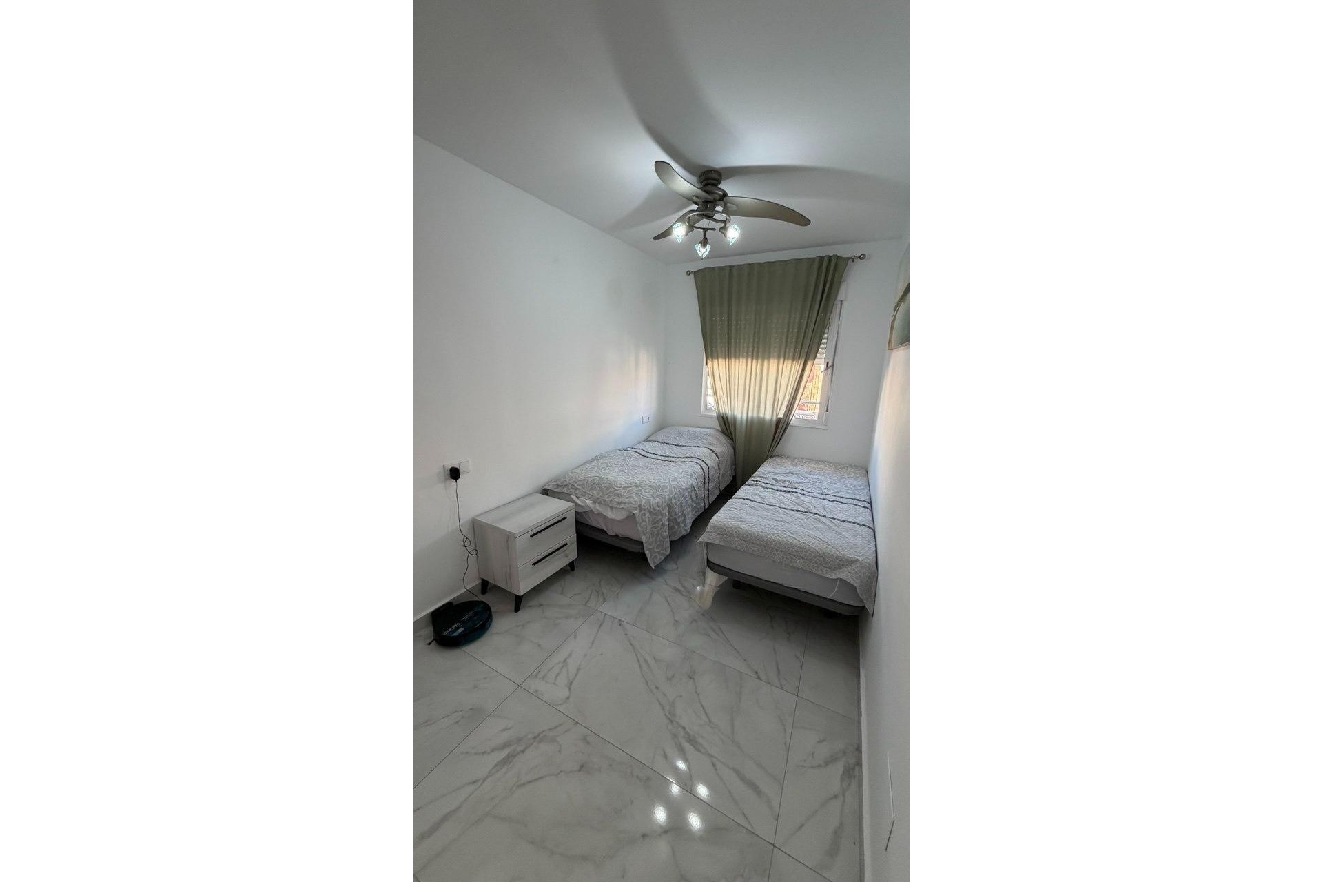 Resale - Apartment / Flat -
Torrevieja - Curva del Palangre