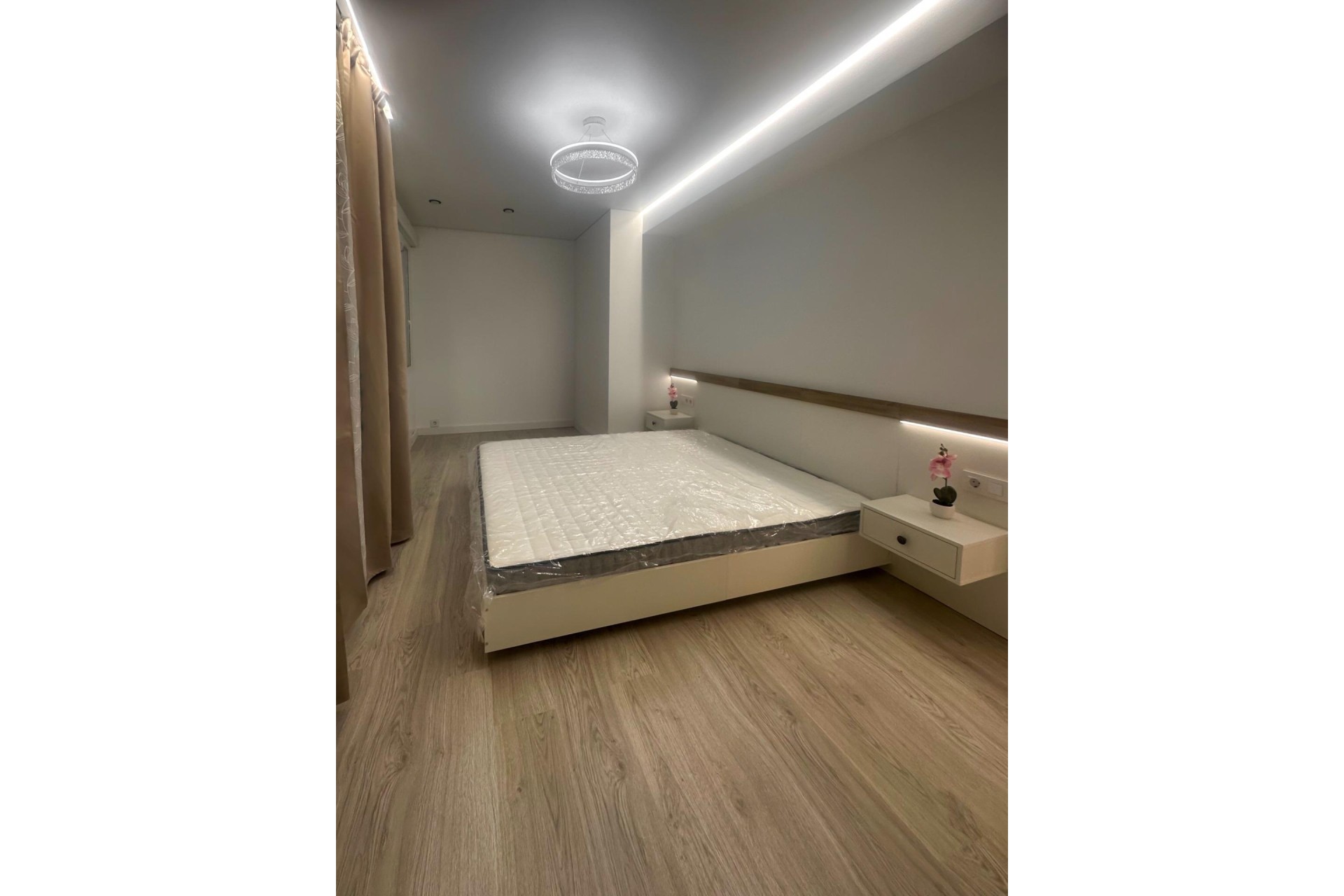 Resale - Apartment / Flat -
Torrevieja - El Acequión - Los Náufragos