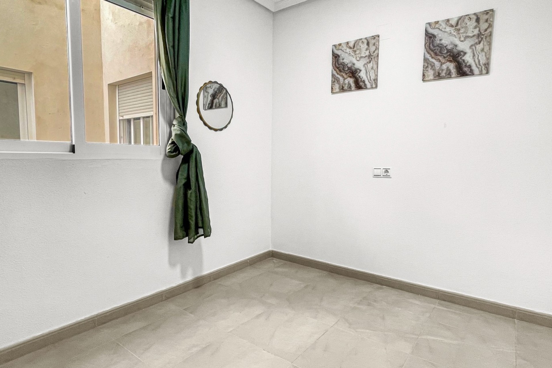 Resale - Apartment / Flat -
Torrevieja - El Acequión - Los Náufragos