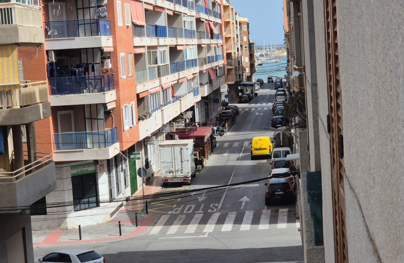 Resale - Apartment / Flat -
Torrevieja - El Acequión