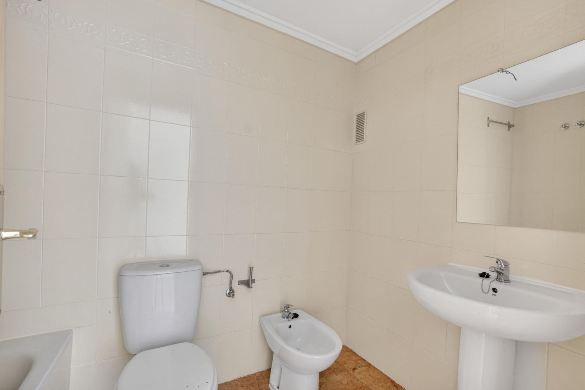 Resale - Apartment / Flat -
Torrevieja - El limonar