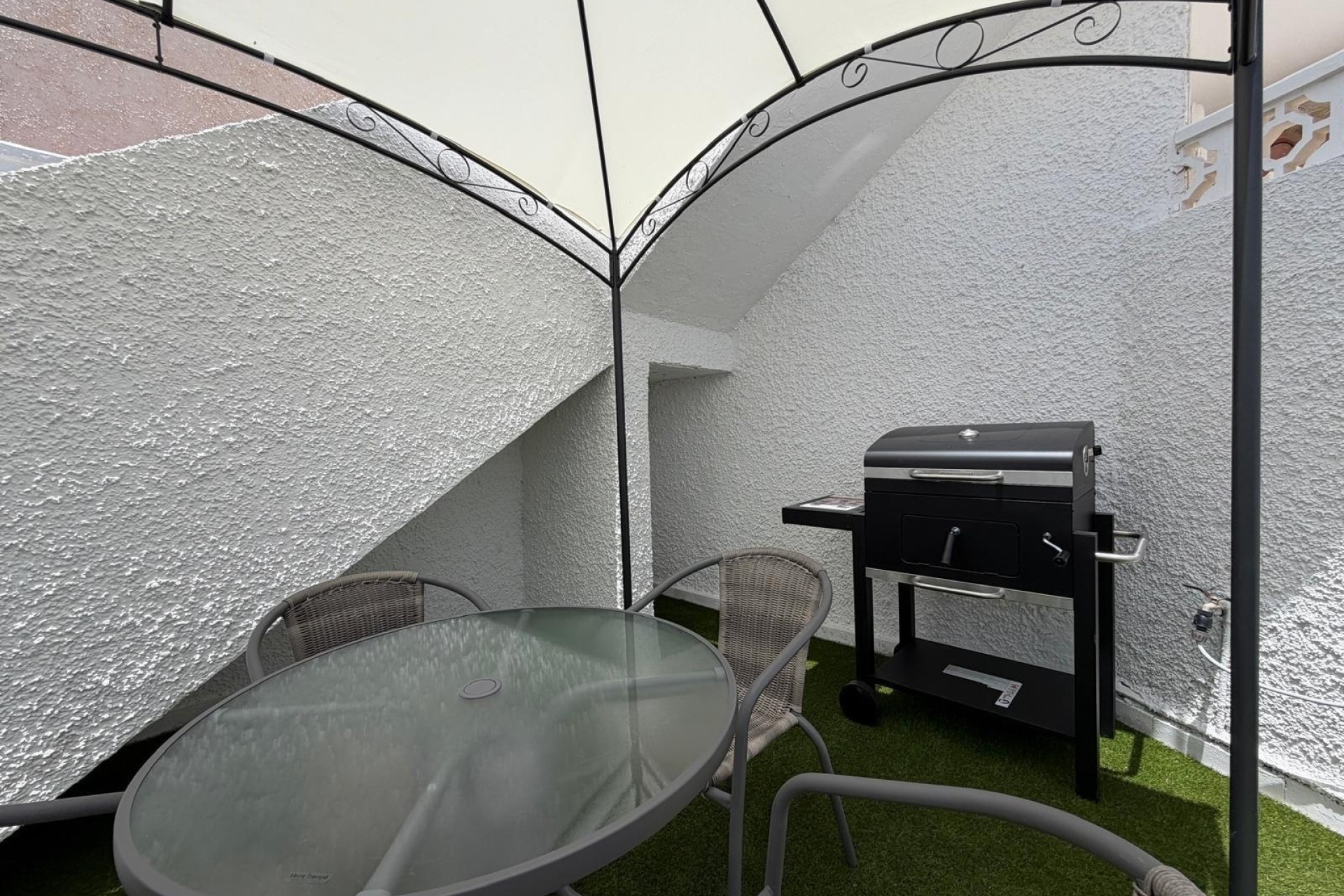 Resale - Apartment / Flat -
Torrevieja - El Limonar