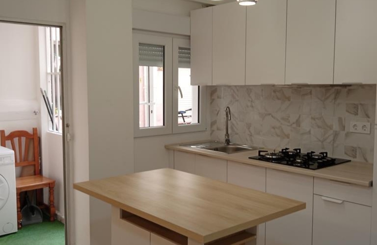 Resale - Apartment / Flat -
Torrevieja - El molino