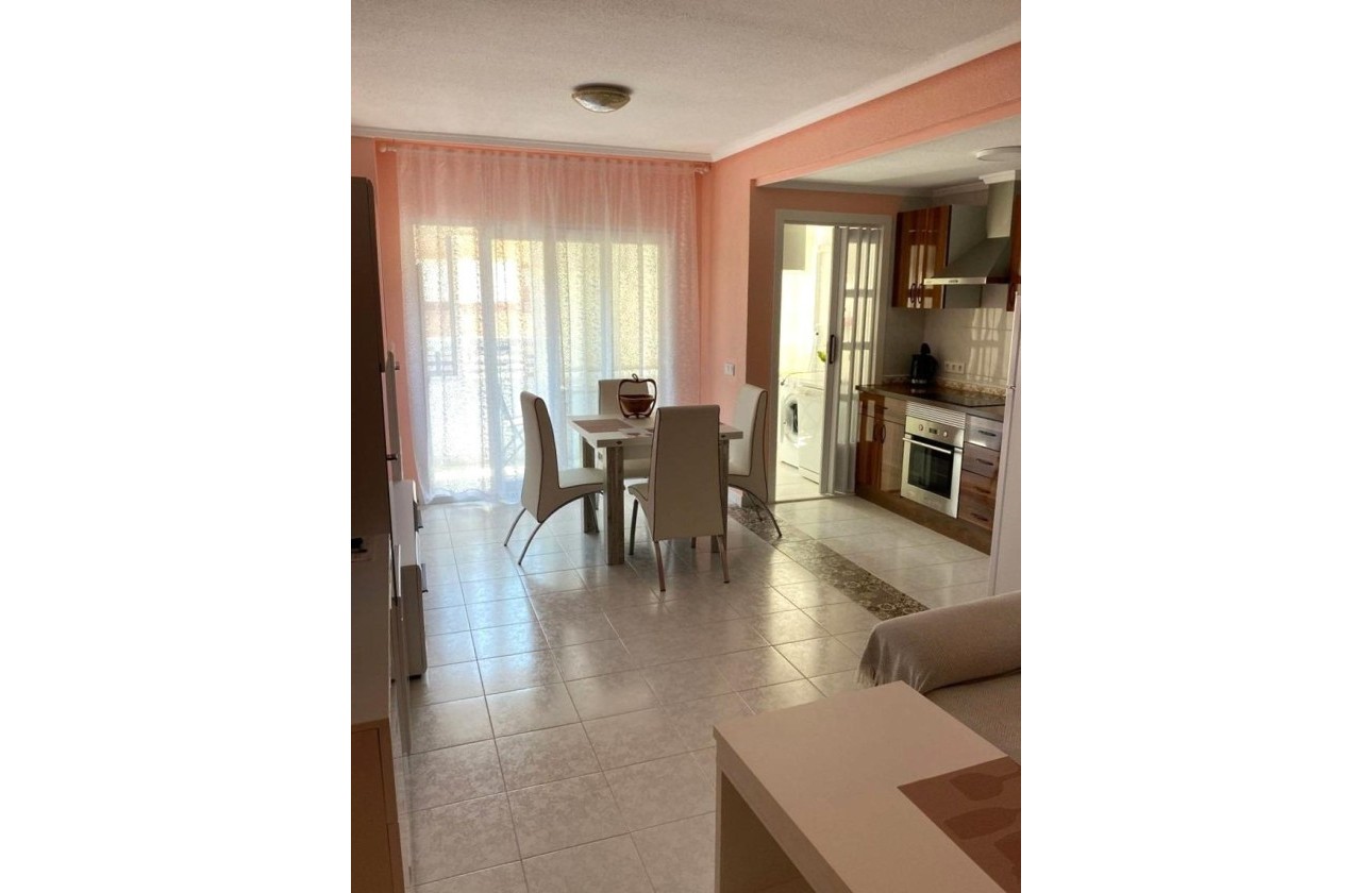 Resale - Apartment / Flat -
Torrevieja - El molino