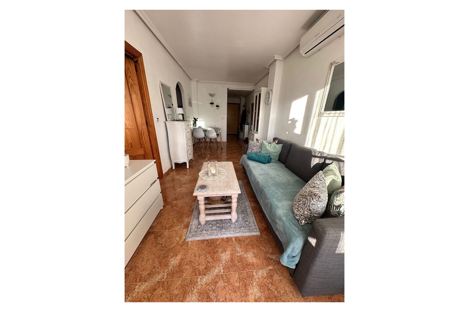 Resale - Apartment / Flat -
Torrevieja - El molino