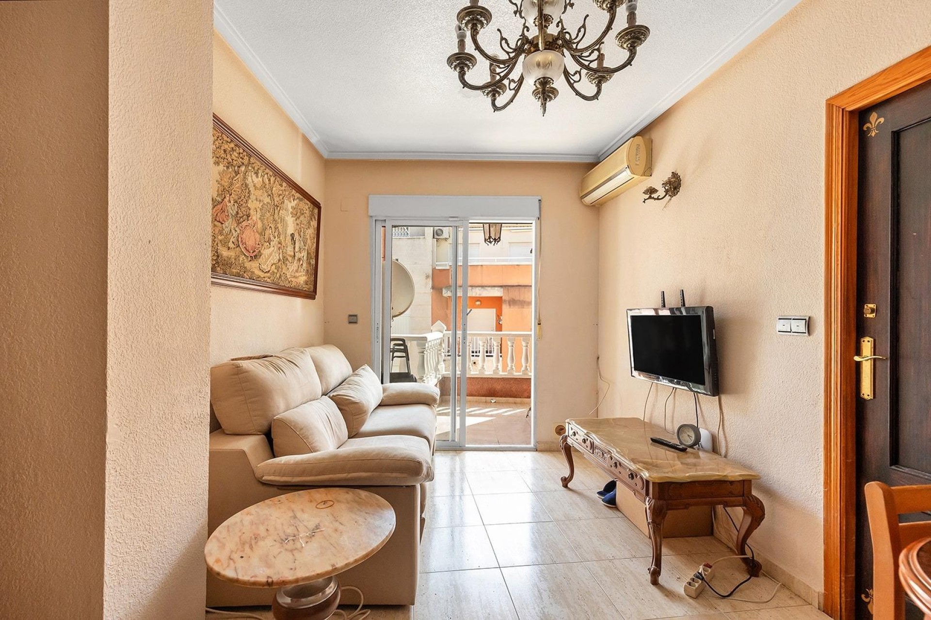 Resale - Apartment / Flat -
Torrevieja - Estacion de autobuses
