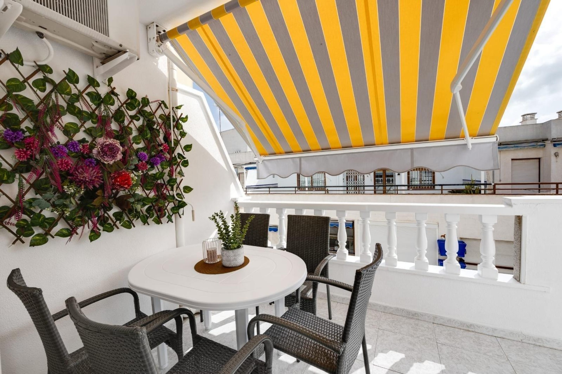 Resale - Apartment / Flat -
Torrevieja - Estacion de autobuses