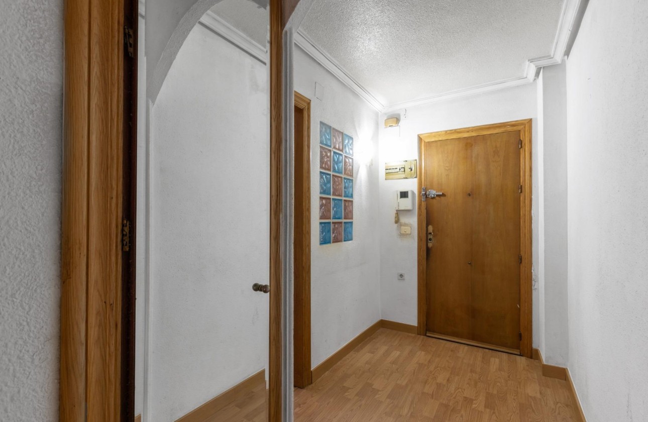 Resale - Apartment / Flat -
Torrevieja - Habaneras