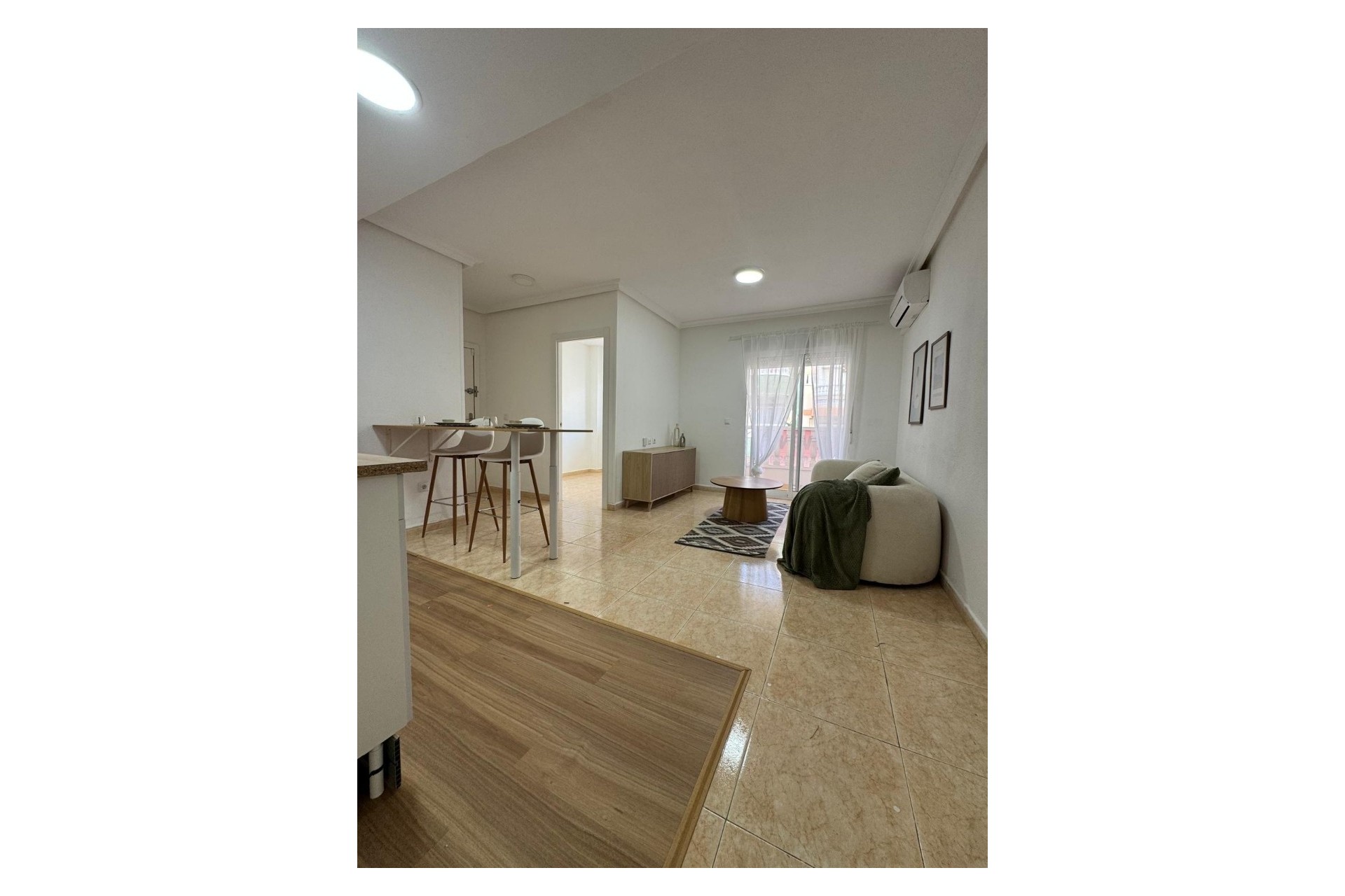 Resale - Apartment / Flat -
Torrevieja - LA LOMA