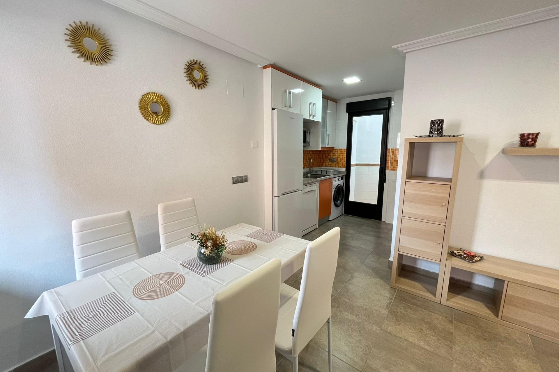Resale - Apartment / Flat -
Torrevieja - La Mata pueblo