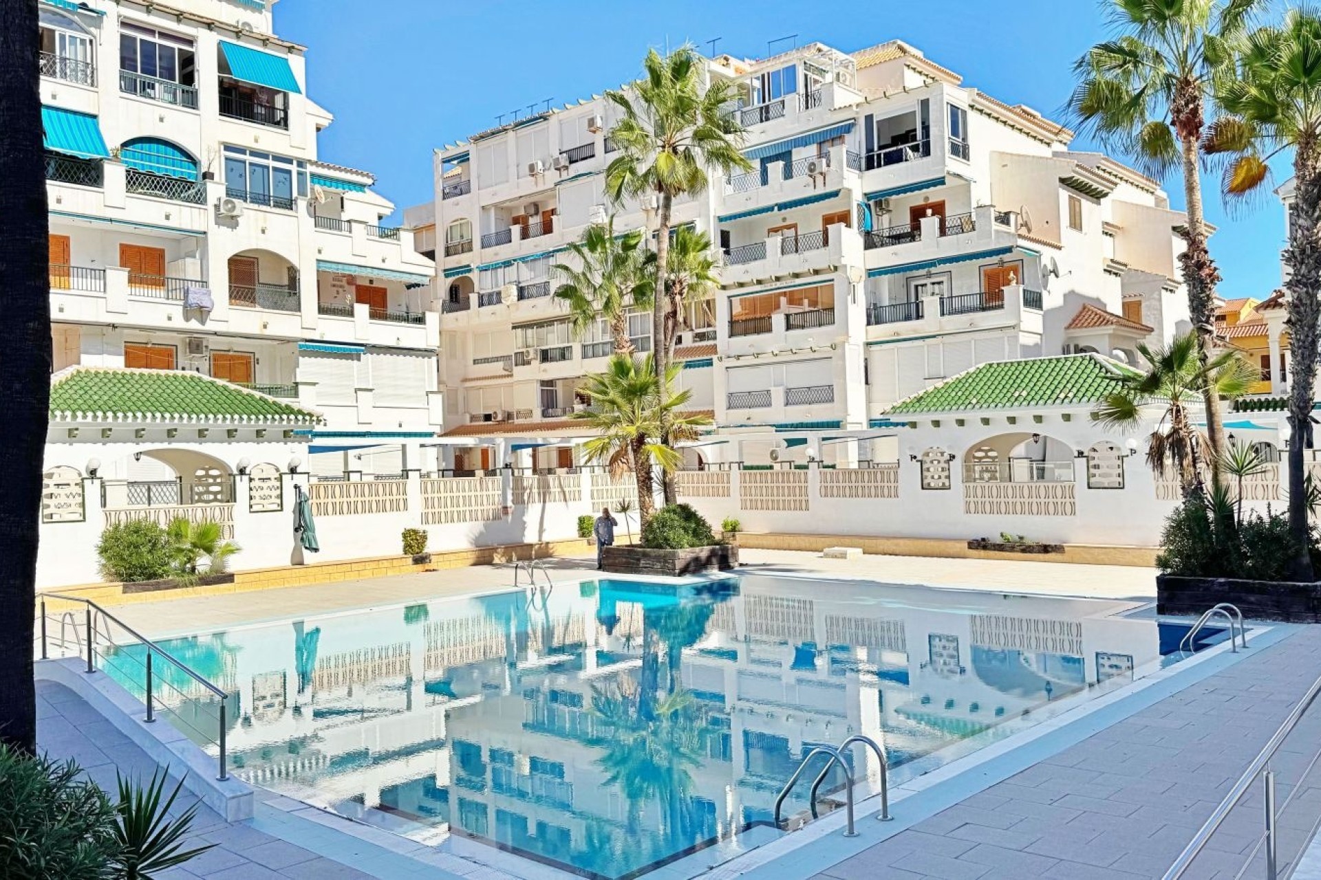 Resale - Apartment / Flat -
Torrevieja - La Mata
