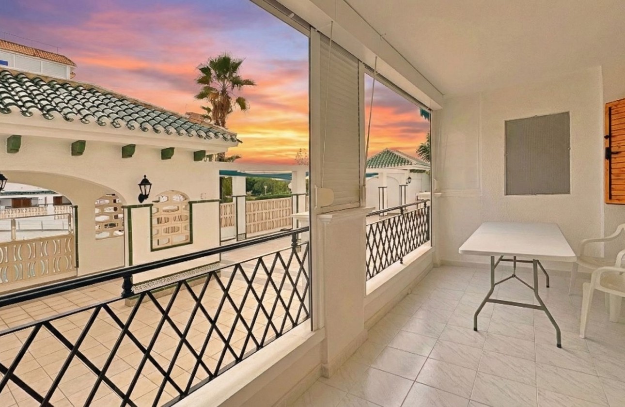 Resale - Apartment / Flat -
Torrevieja - La Mata