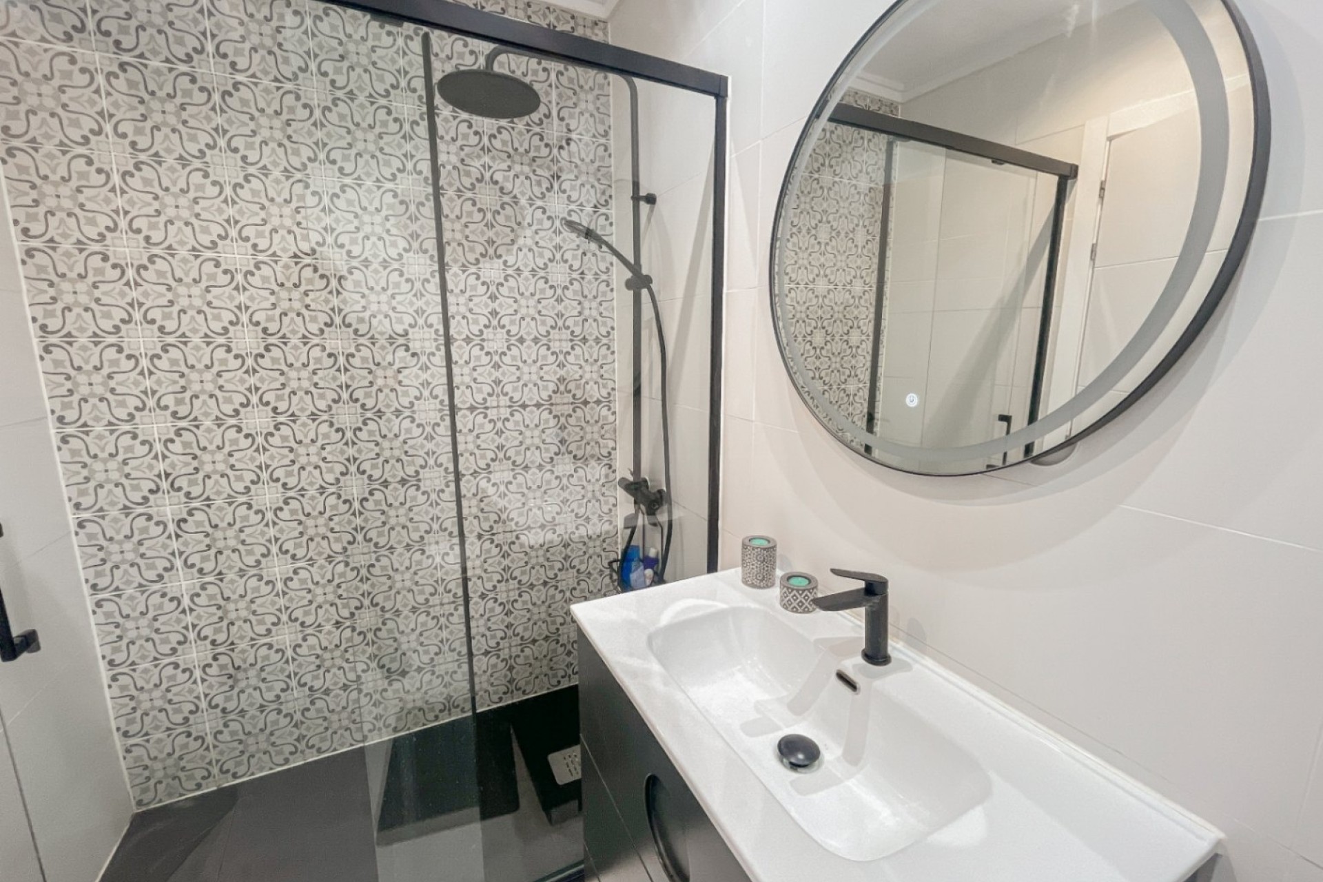 Resale - Apartment / Flat -
Torrevieja - La Mata
