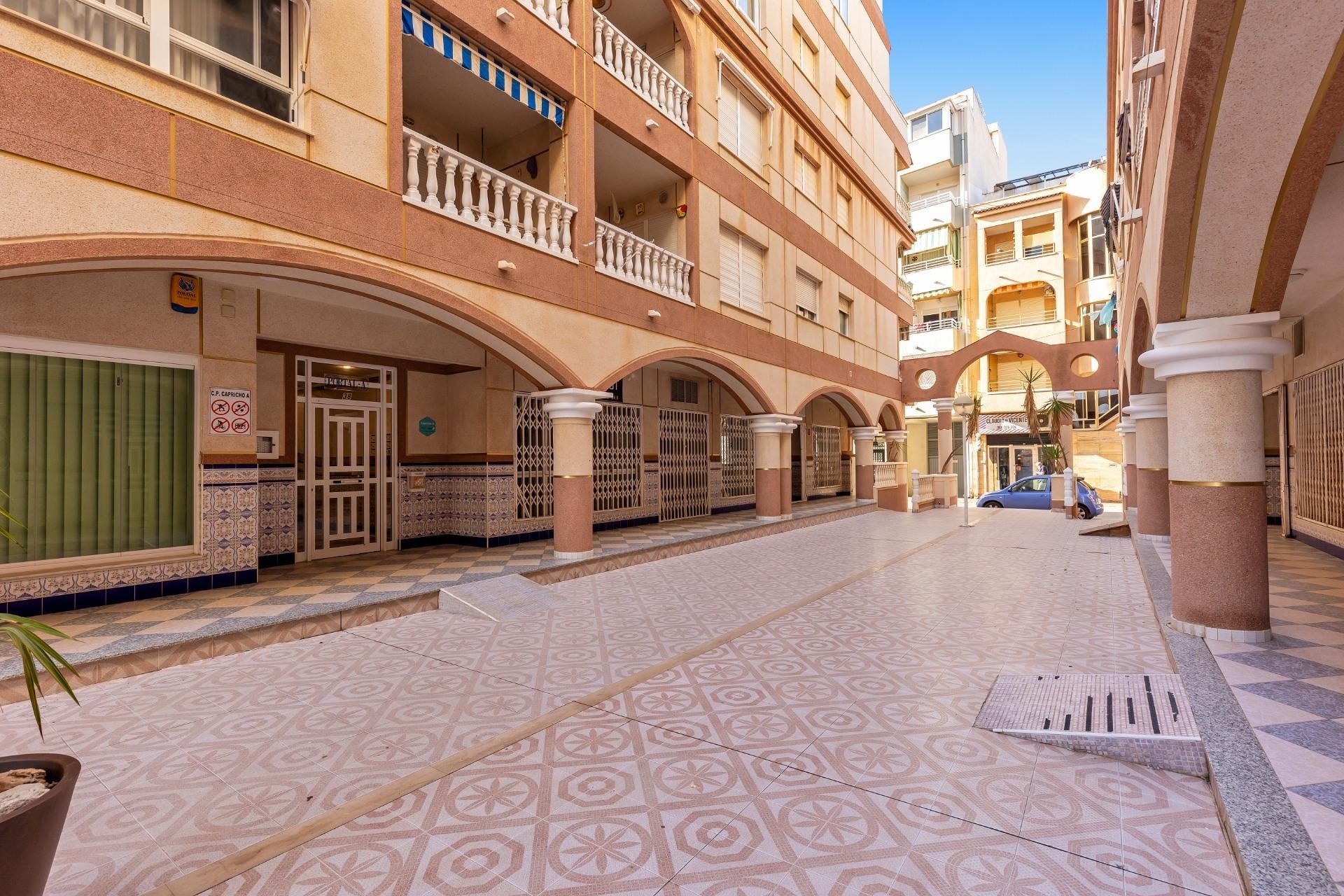 Resale - Apartment / Flat -
Torrevieja - La Mata