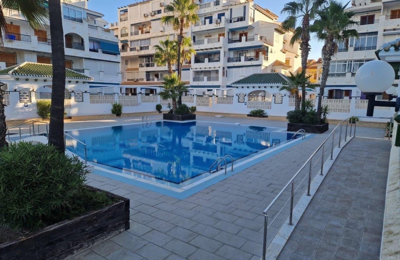 Resale - Apartment / Flat -
Torrevieja - La Mata