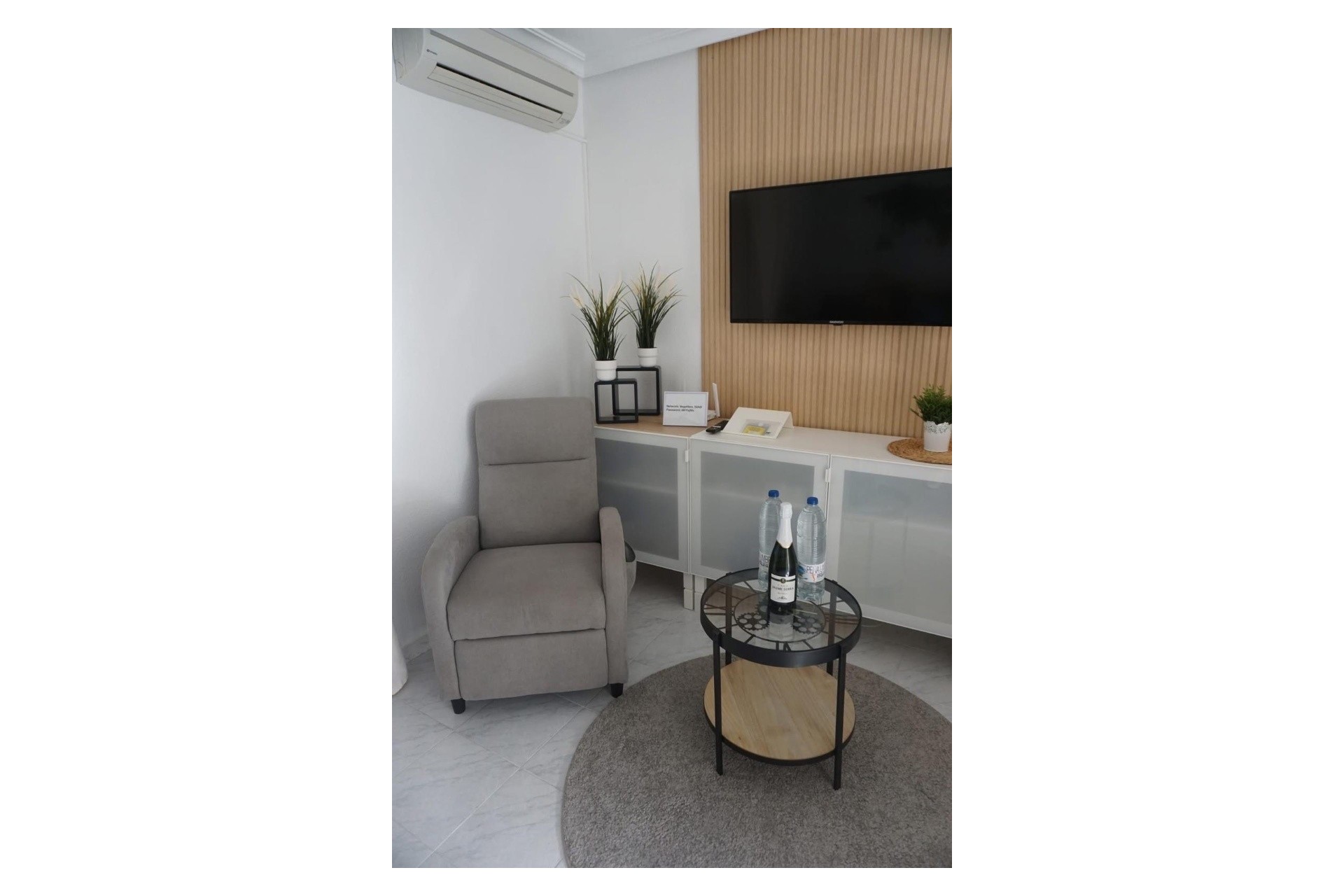 Resale - Apartment / Flat -
Torrevieja - La Mata