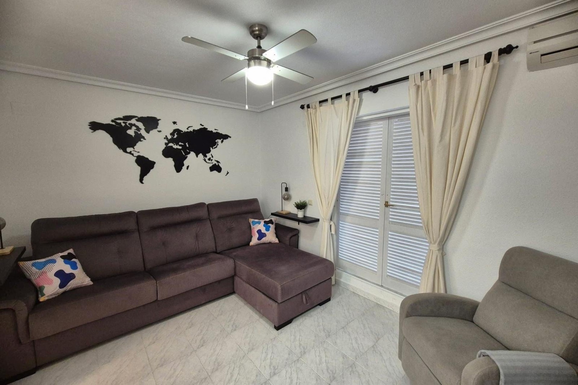 Resale - Apartment / Flat -
Torrevieja - La Mata