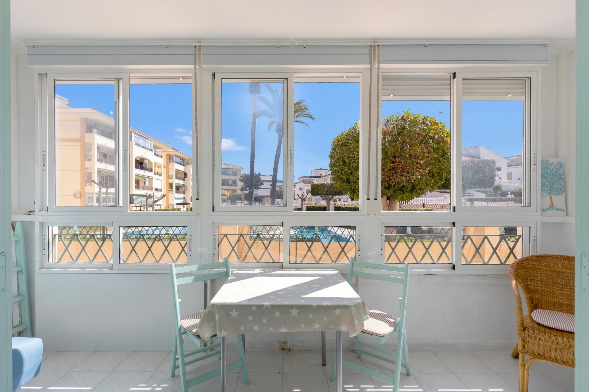 Resale - Apartment / Flat -
Torrevieja - La Mata