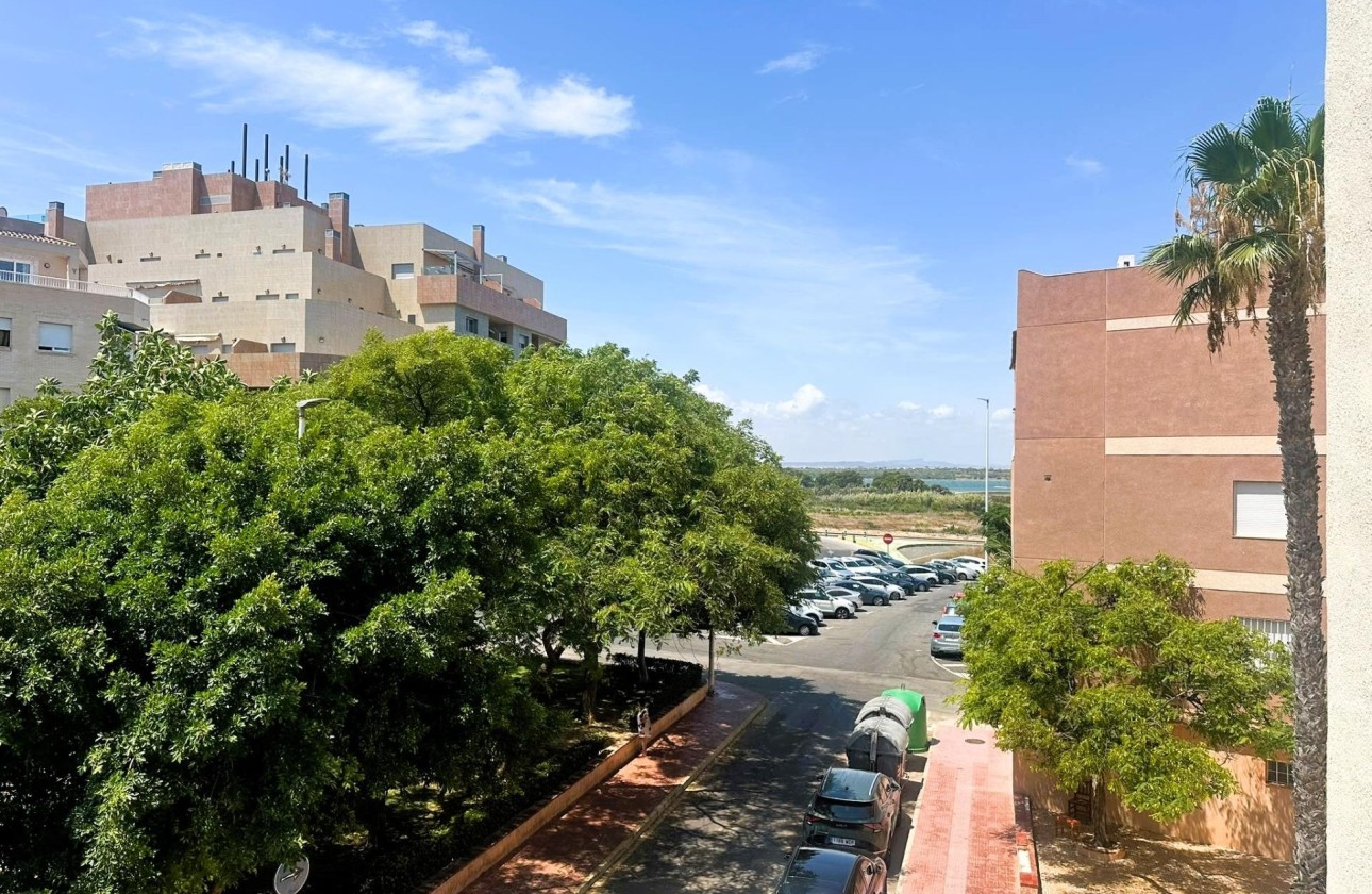 Resale - Apartment / Flat -
Torrevieja - La Mata