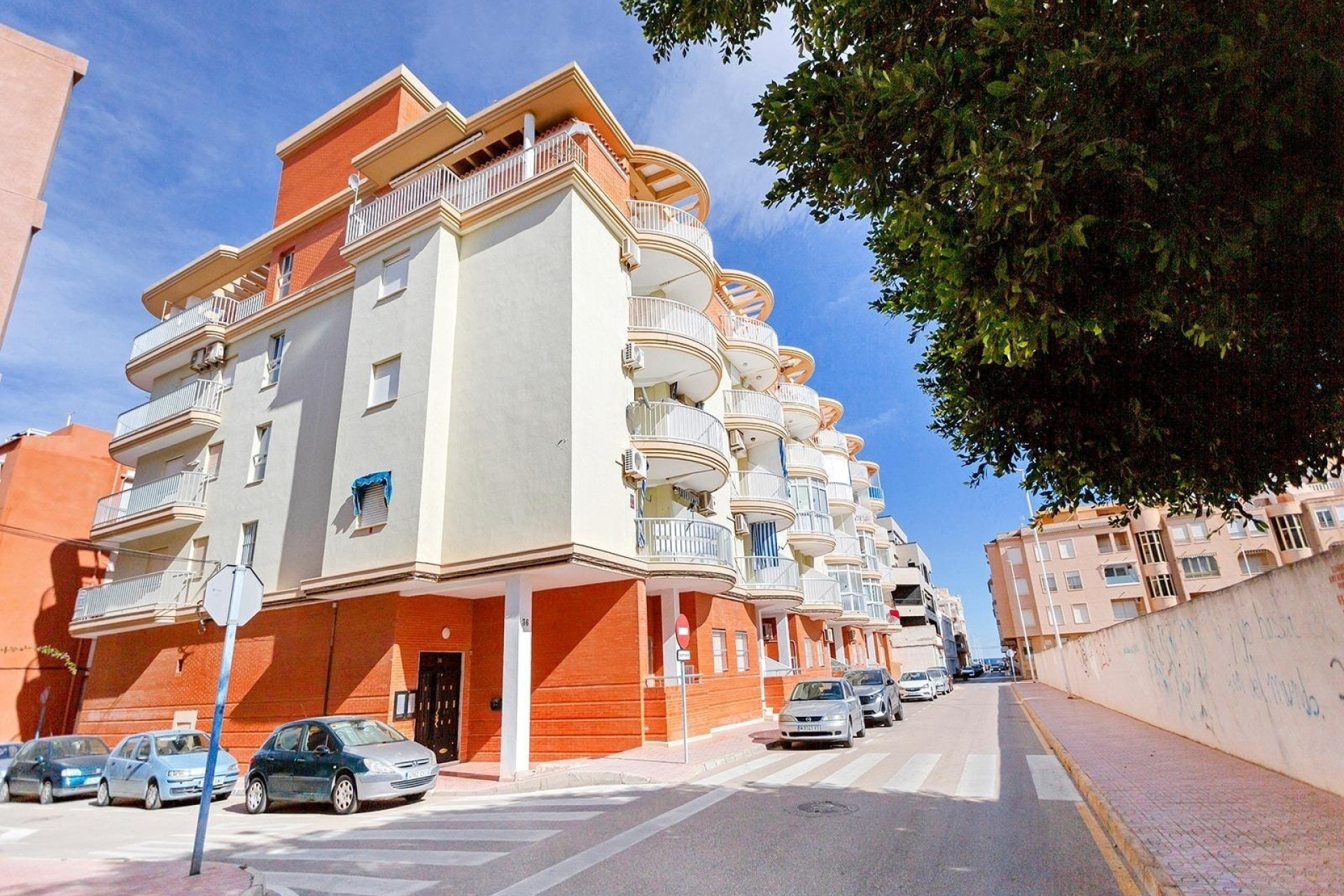 Resale - Apartment / Flat -
Torrevieja - La Mata