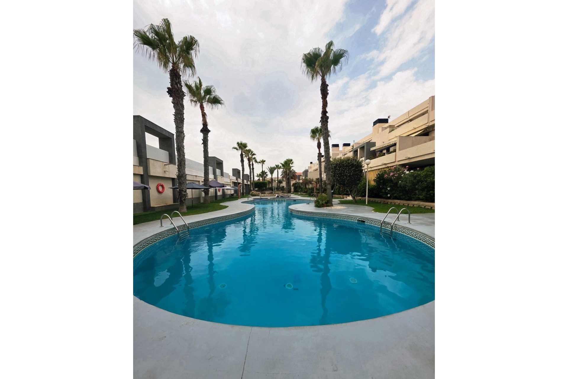 Resale - Apartment / Flat -
Torrevieja - La Mata