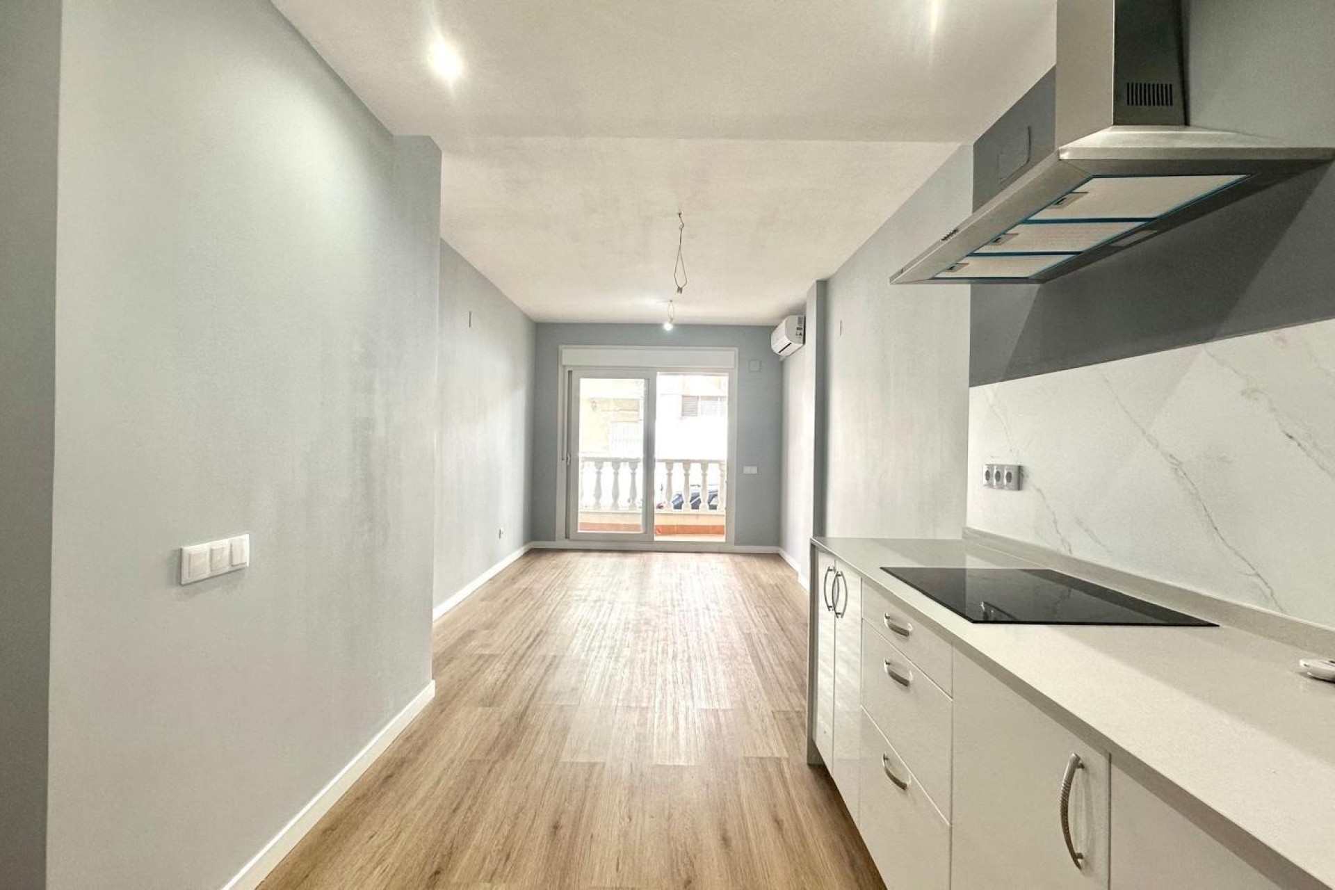 Resale - Apartment / Flat -
Torrevieja - La Mata