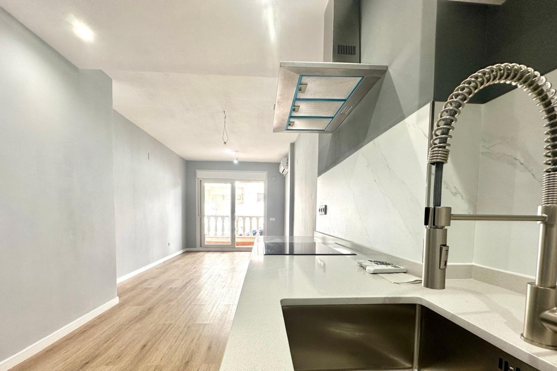 Resale - Apartment / Flat -
Torrevieja - La Mata