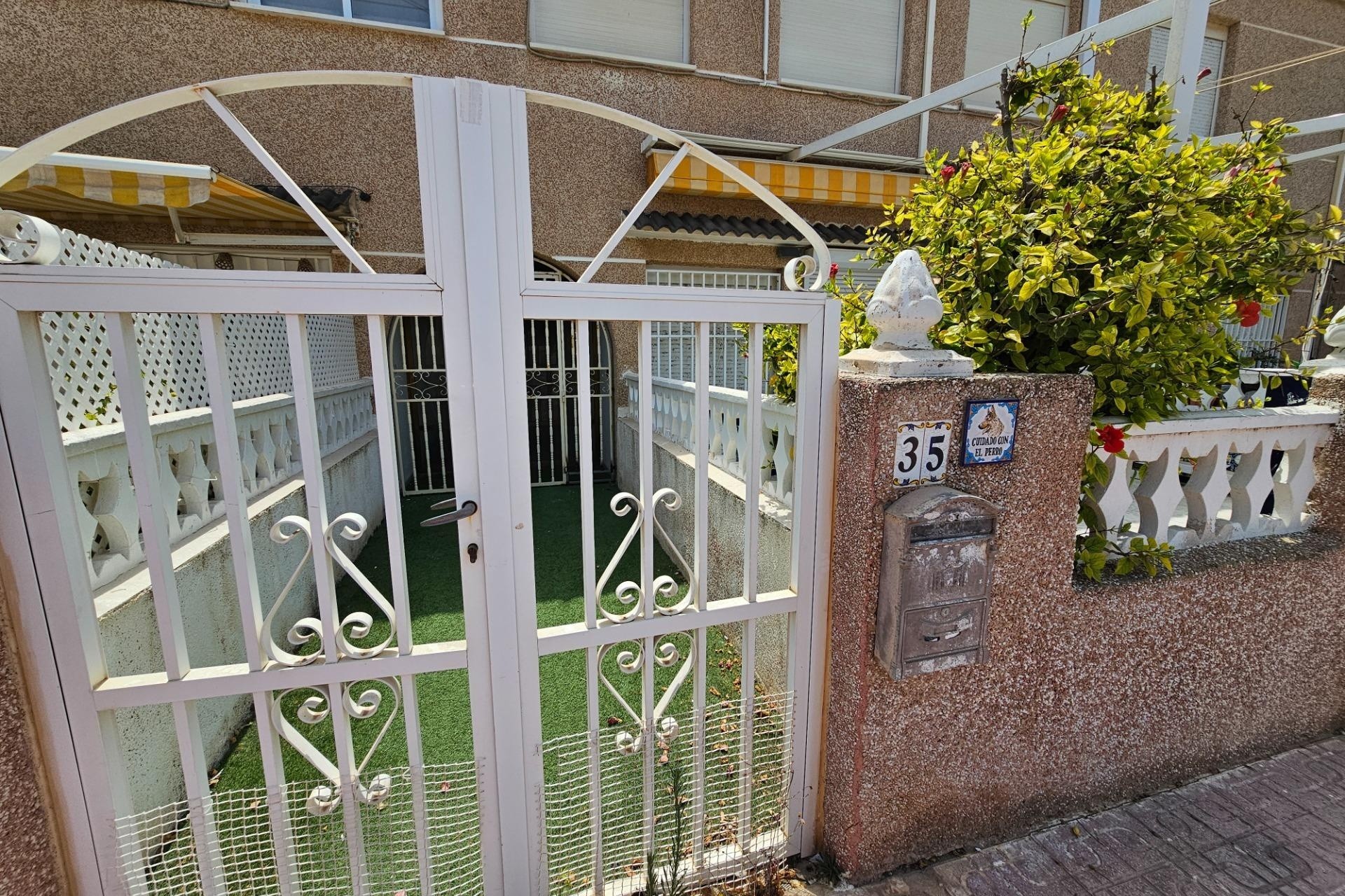 Resale - Apartment / Flat -
Torrevieja - La Mata