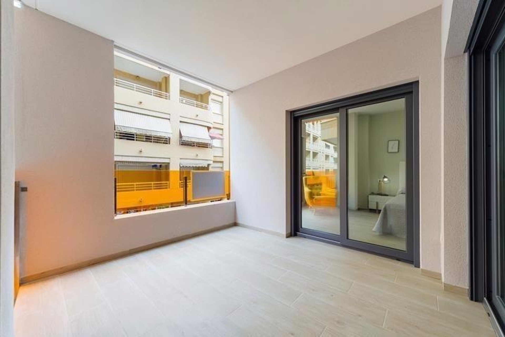 Resale - Apartment / Flat -
Torrevieja - La Mata