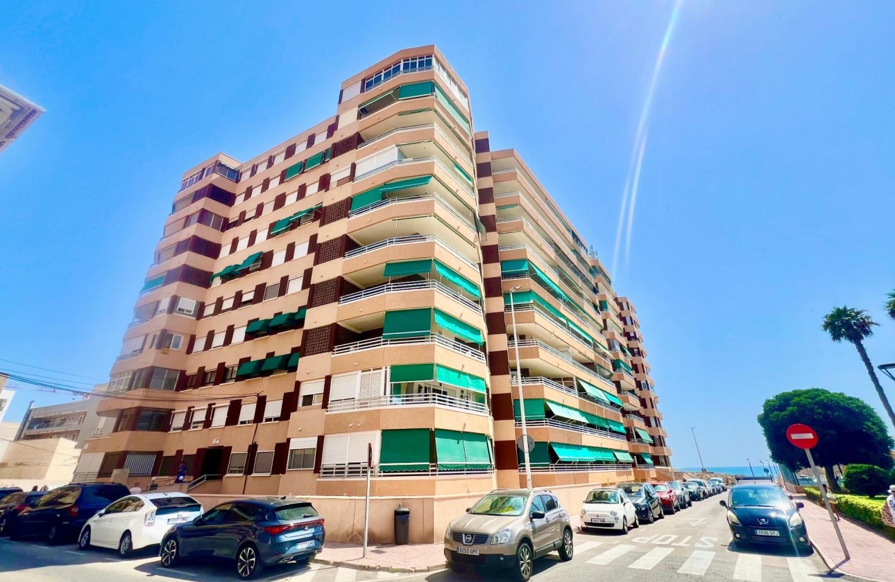 Resale - Apartment / Flat -
Torrevieja - La Mata