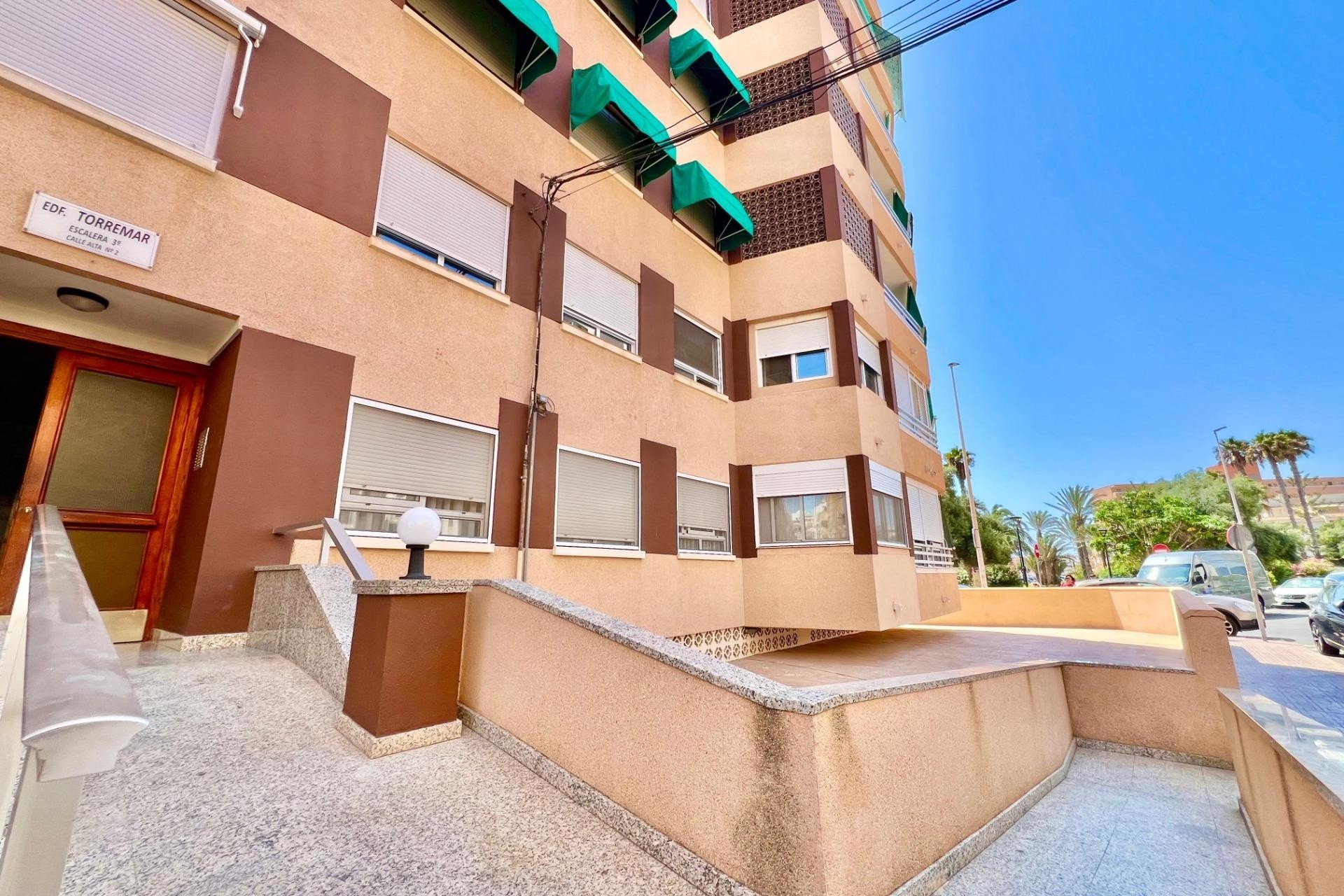 Resale - Apartment / Flat -
Torrevieja - La Mata