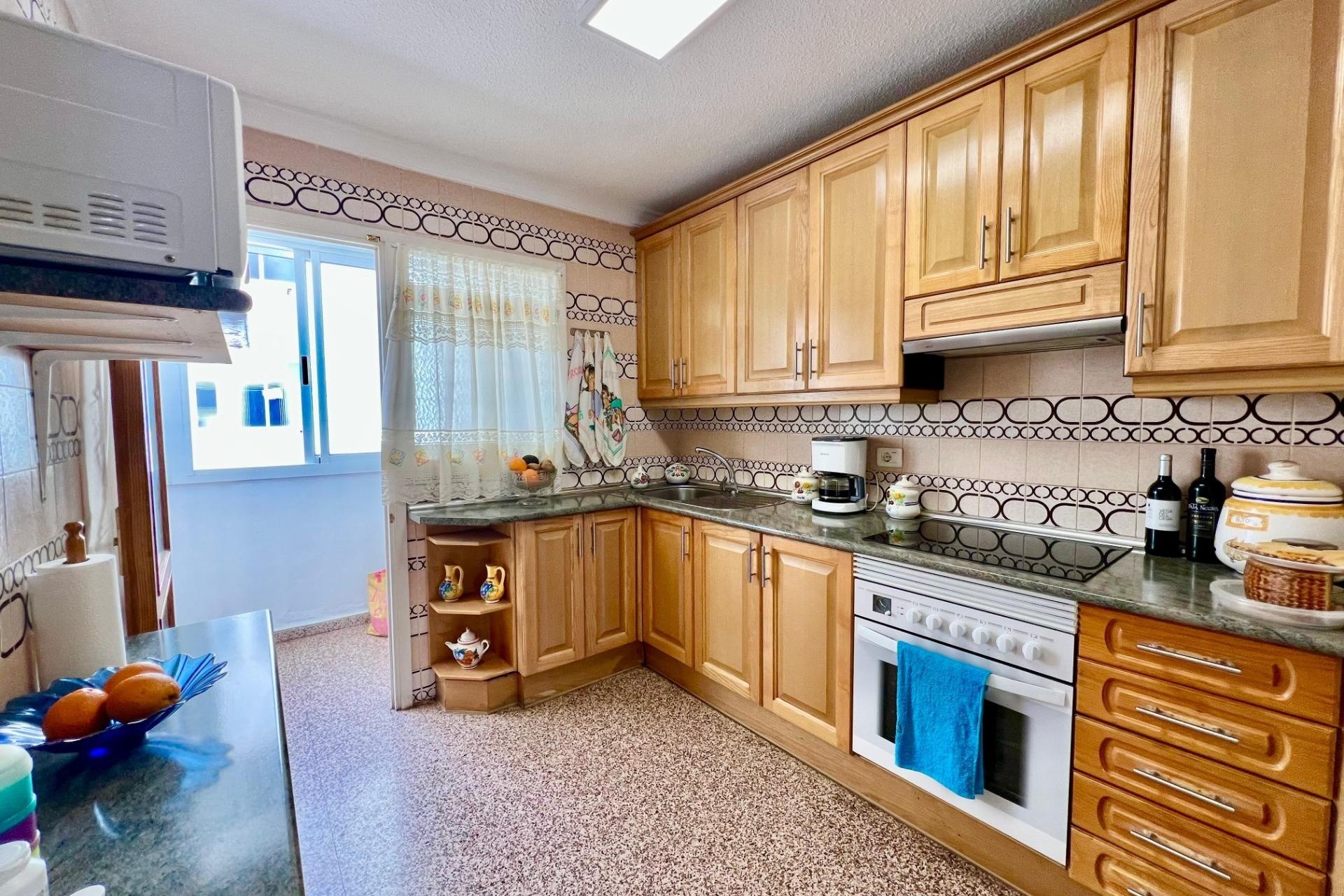 Resale - Apartment / Flat -
Torrevieja - La Mata