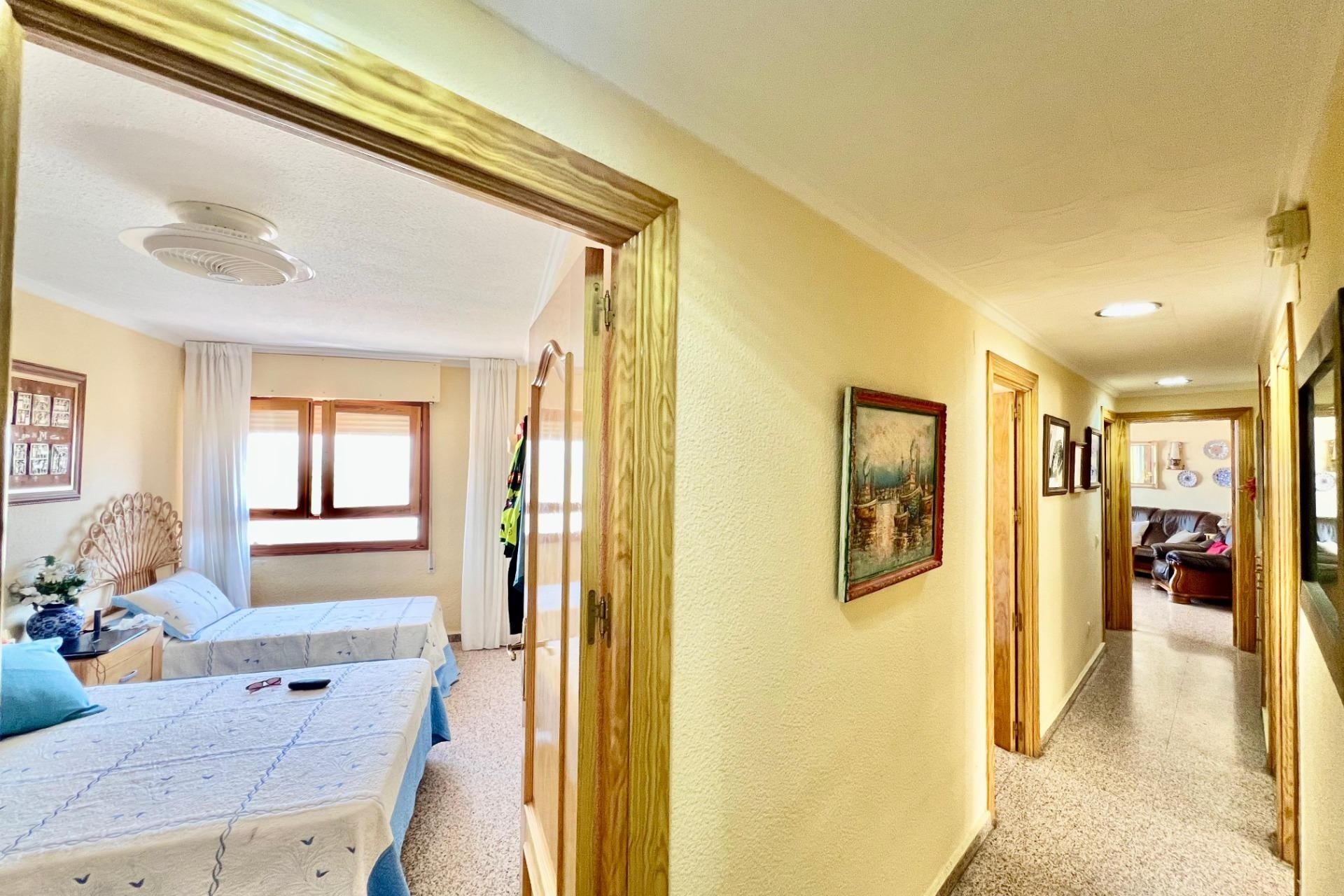 Resale - Apartment / Flat -
Torrevieja - La Mata