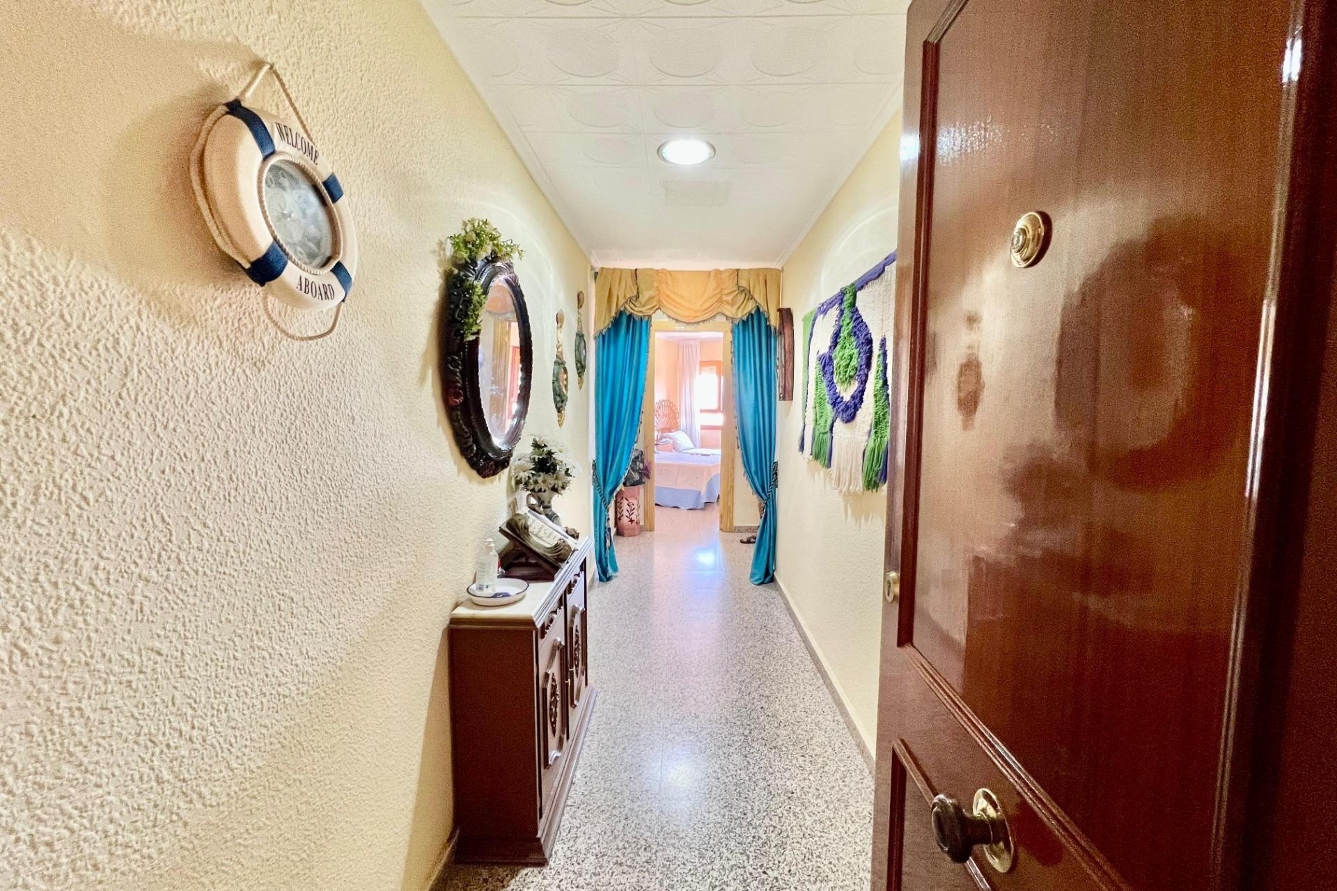 Resale - Apartment / Flat -
Torrevieja - La Mata