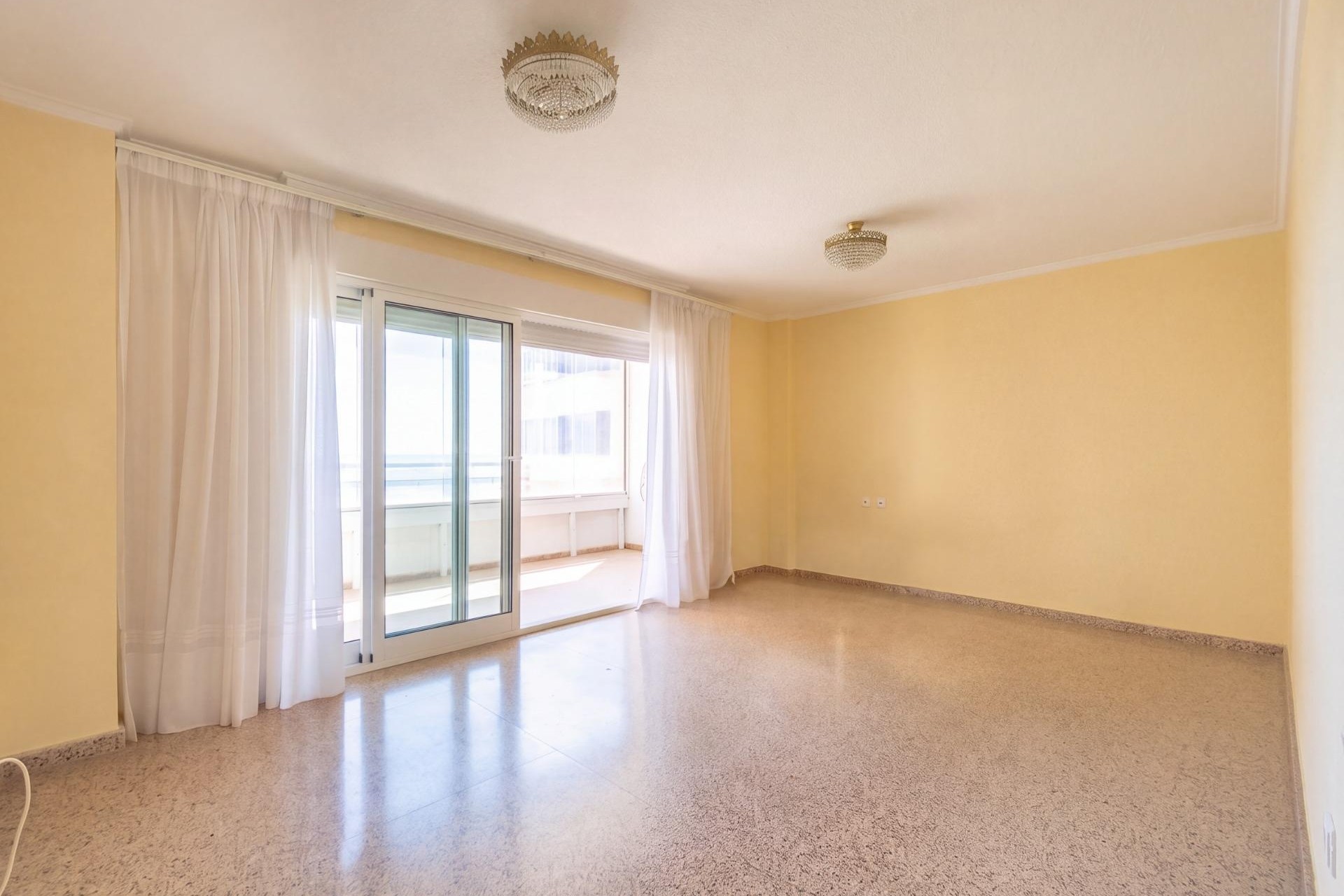 Resale - Apartment / Flat -
Torrevieja - La Mata
