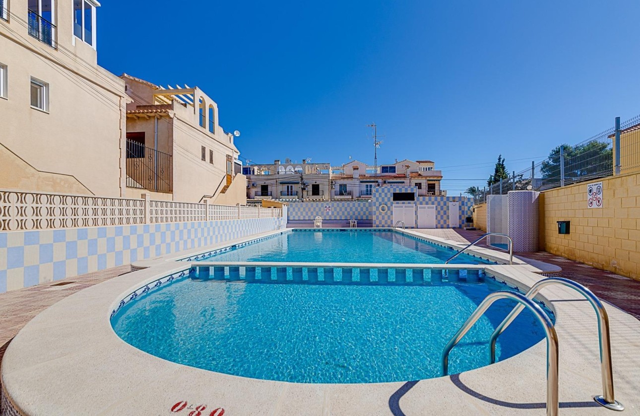Resale - Apartment / Flat -
Torrevieja - La Siesta - El Salado - Torreta