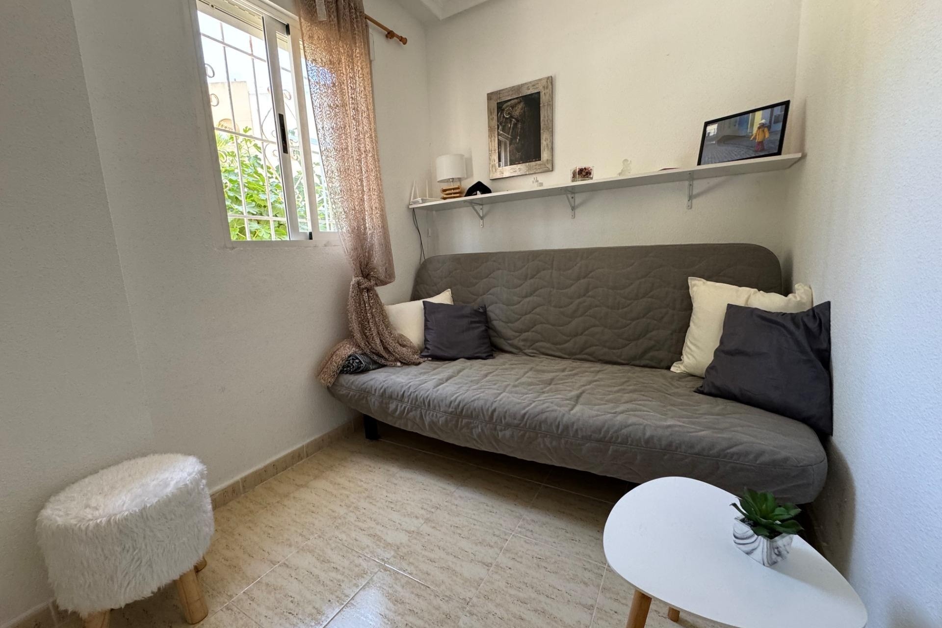 Resale - Apartment / Flat -
Torrevieja - La Siesta - El Salado - Torreta