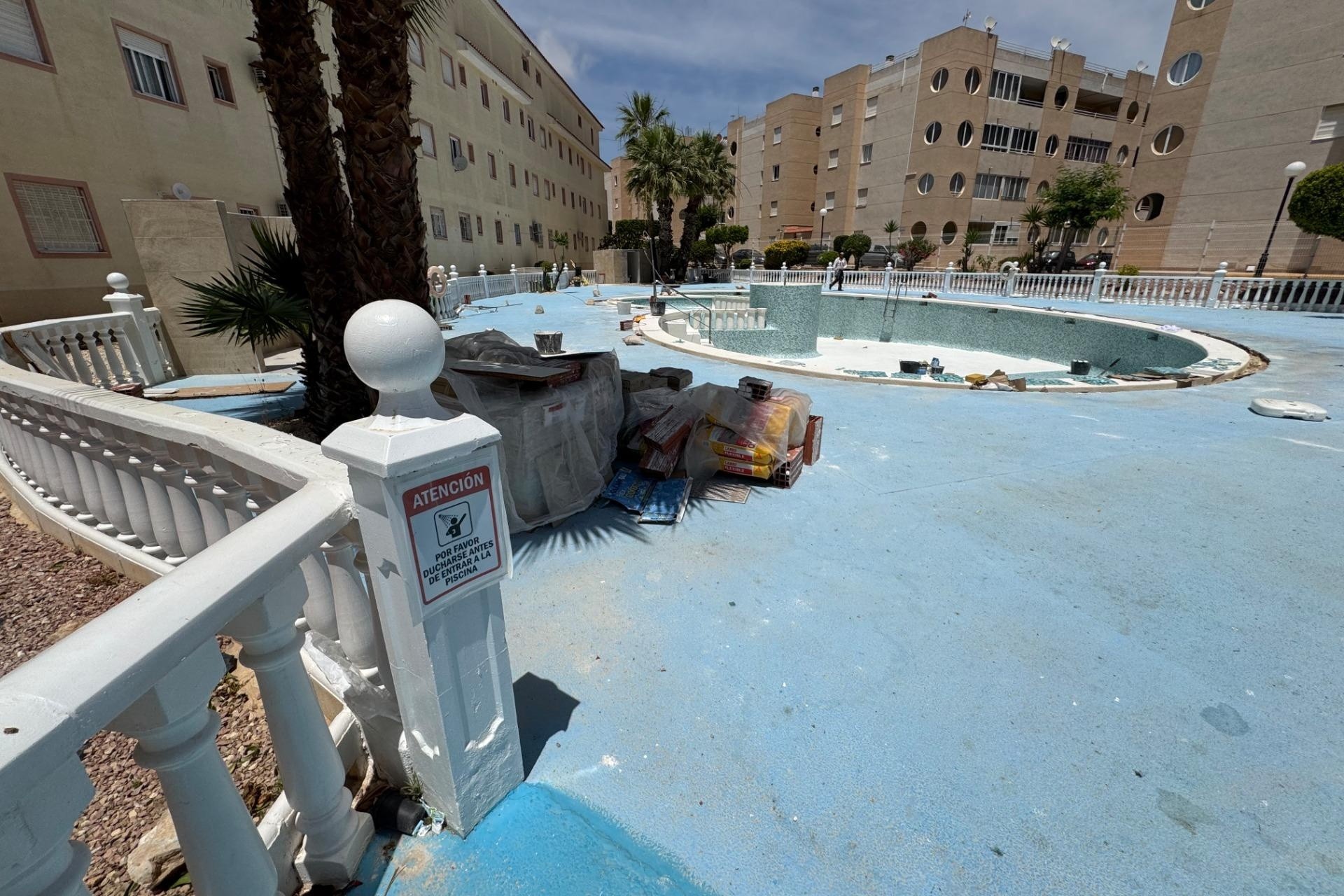 Resale - Apartment / Flat -
Torrevieja - La Siesta - El Salado - Torreta