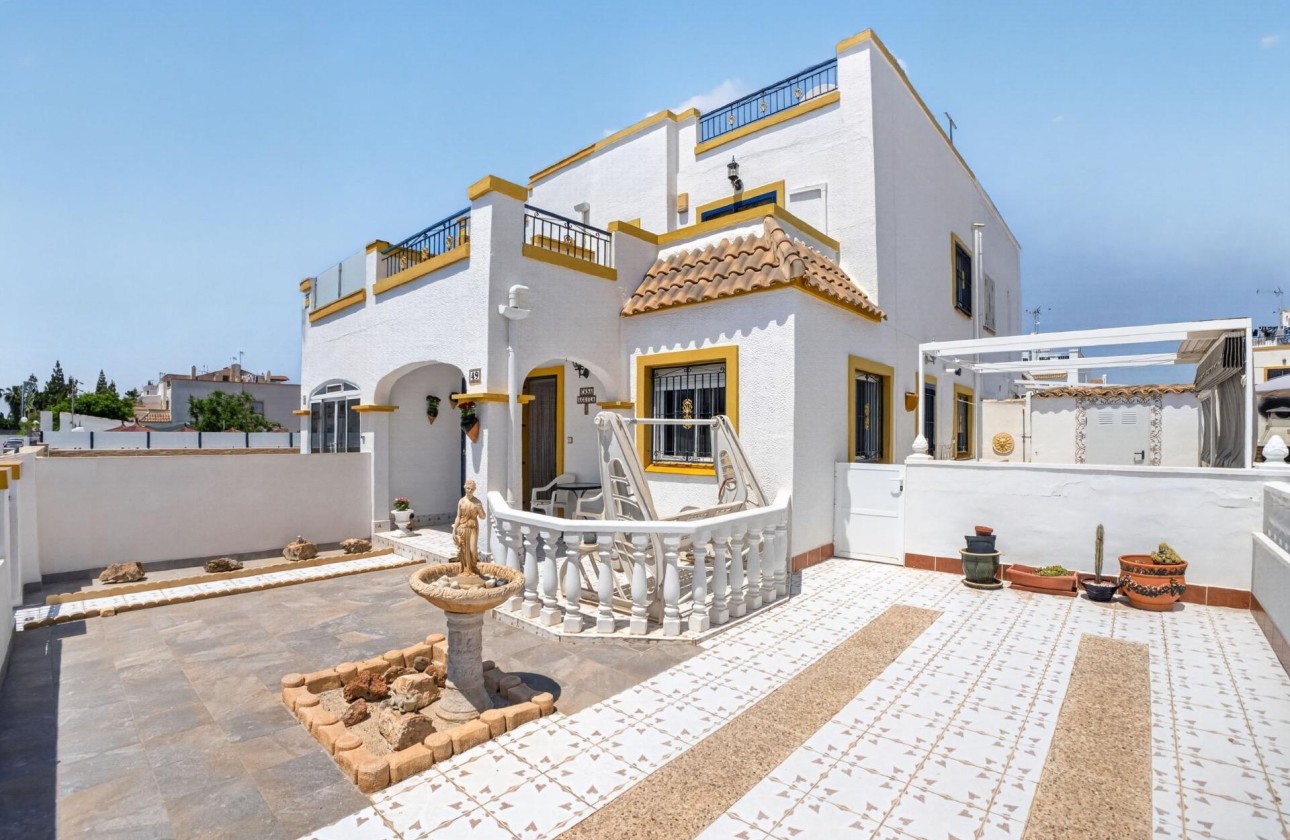 Resale - Apartment / Flat -
Torrevieja - La Siesta - El Salado - Torreta