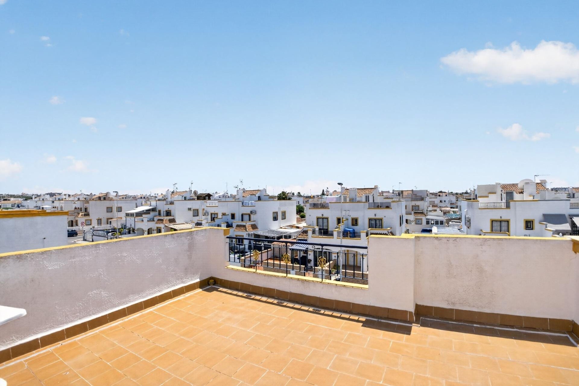 Resale - Apartment / Flat -
Torrevieja - La Siesta - El Salado - Torreta