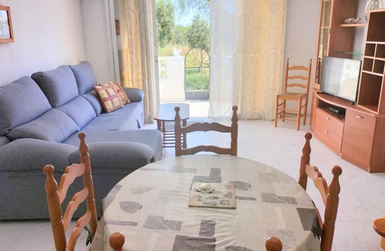 Resale - Apartment / Flat -
Torrevieja - La Siesta - El Salado - Torreta