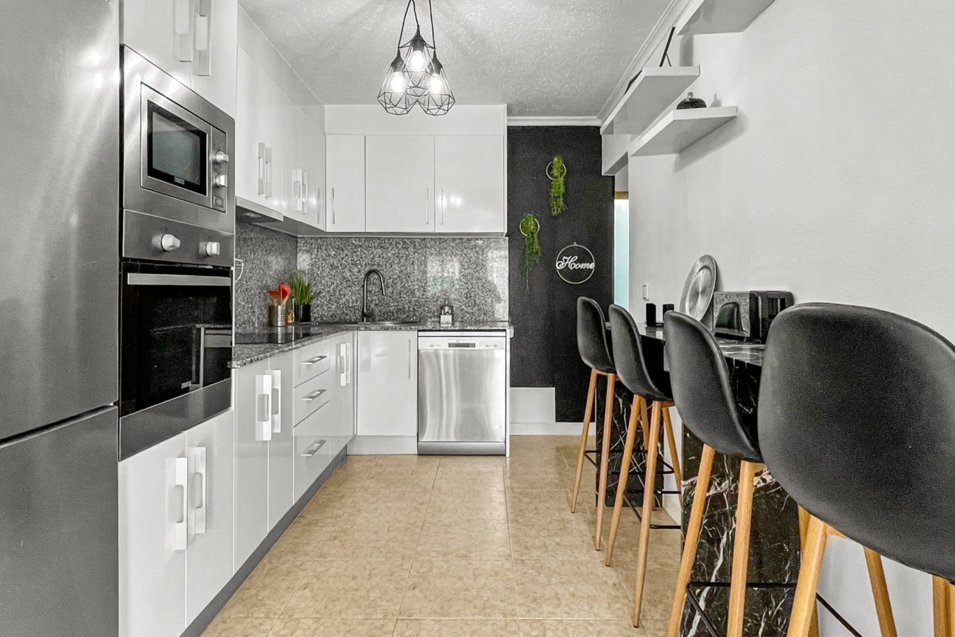 Resale - Apartment / Flat -
Torrevieja - La Siesta
