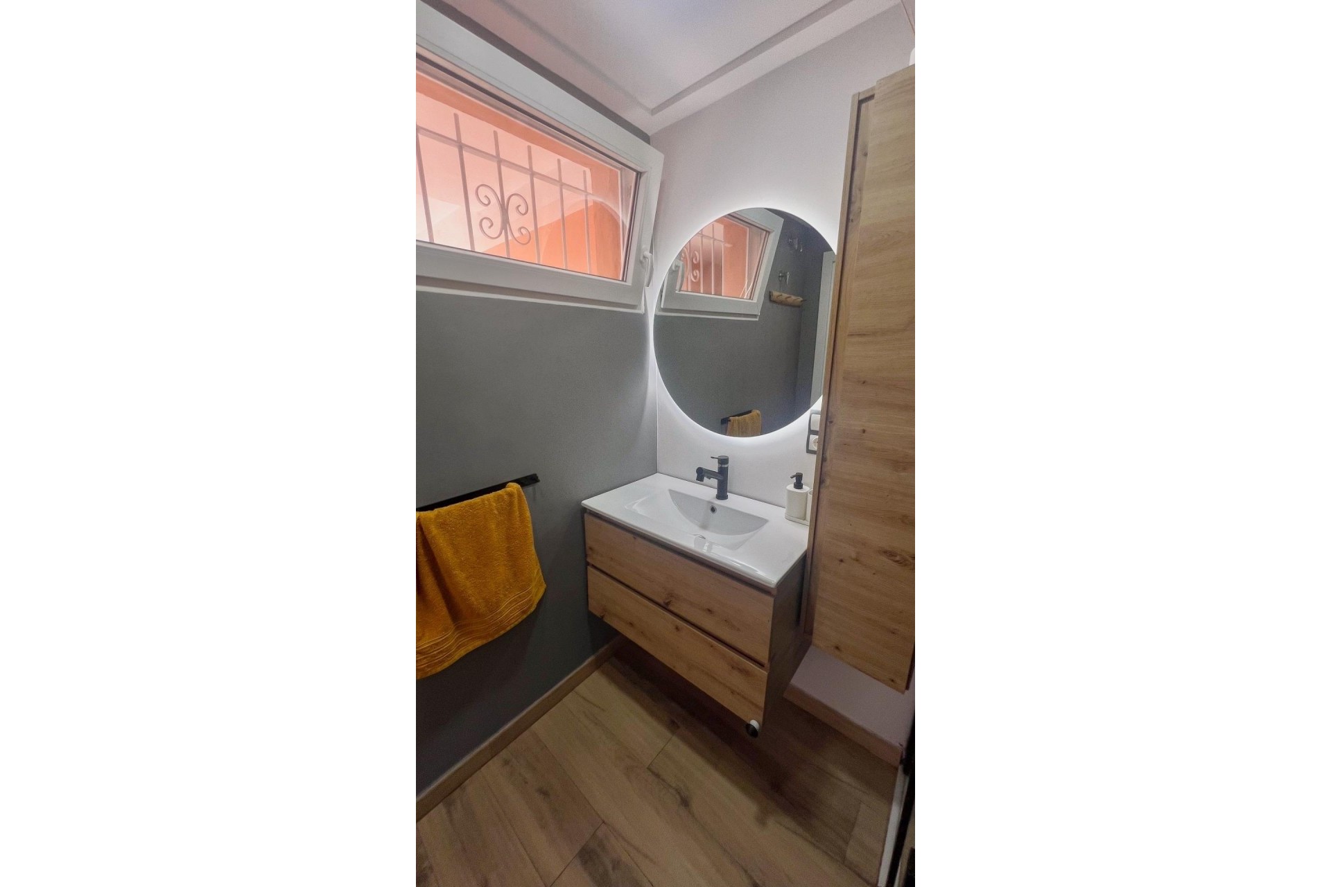 Resale - Apartment / Flat -
Torrevieja - La veleta