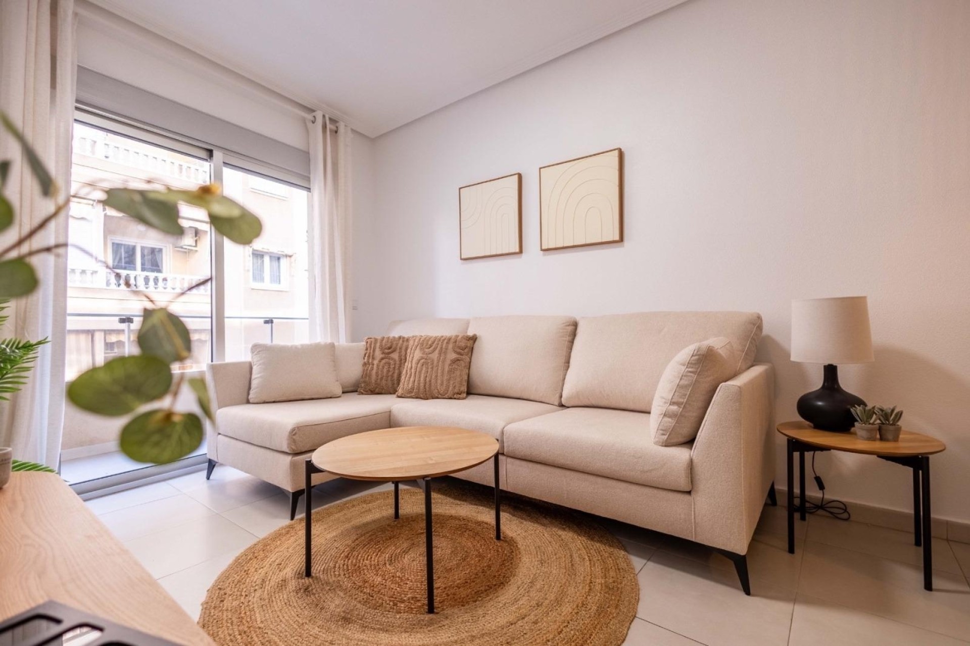 Resale - Apartment / Flat -
Torrevieja - Las calas