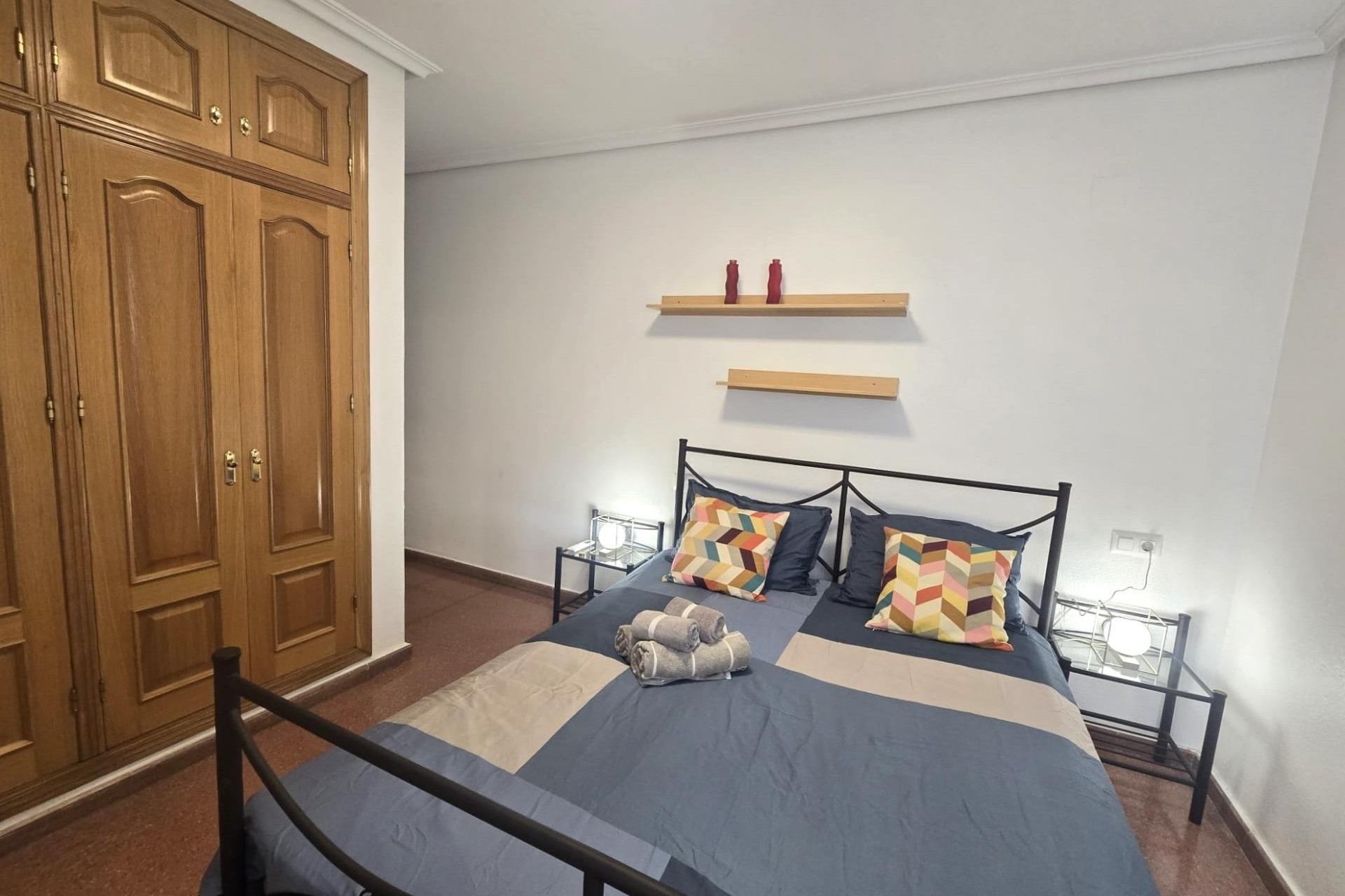 Resale - Apartment / Flat -
Torrevieja - Las Piscinas Naturales