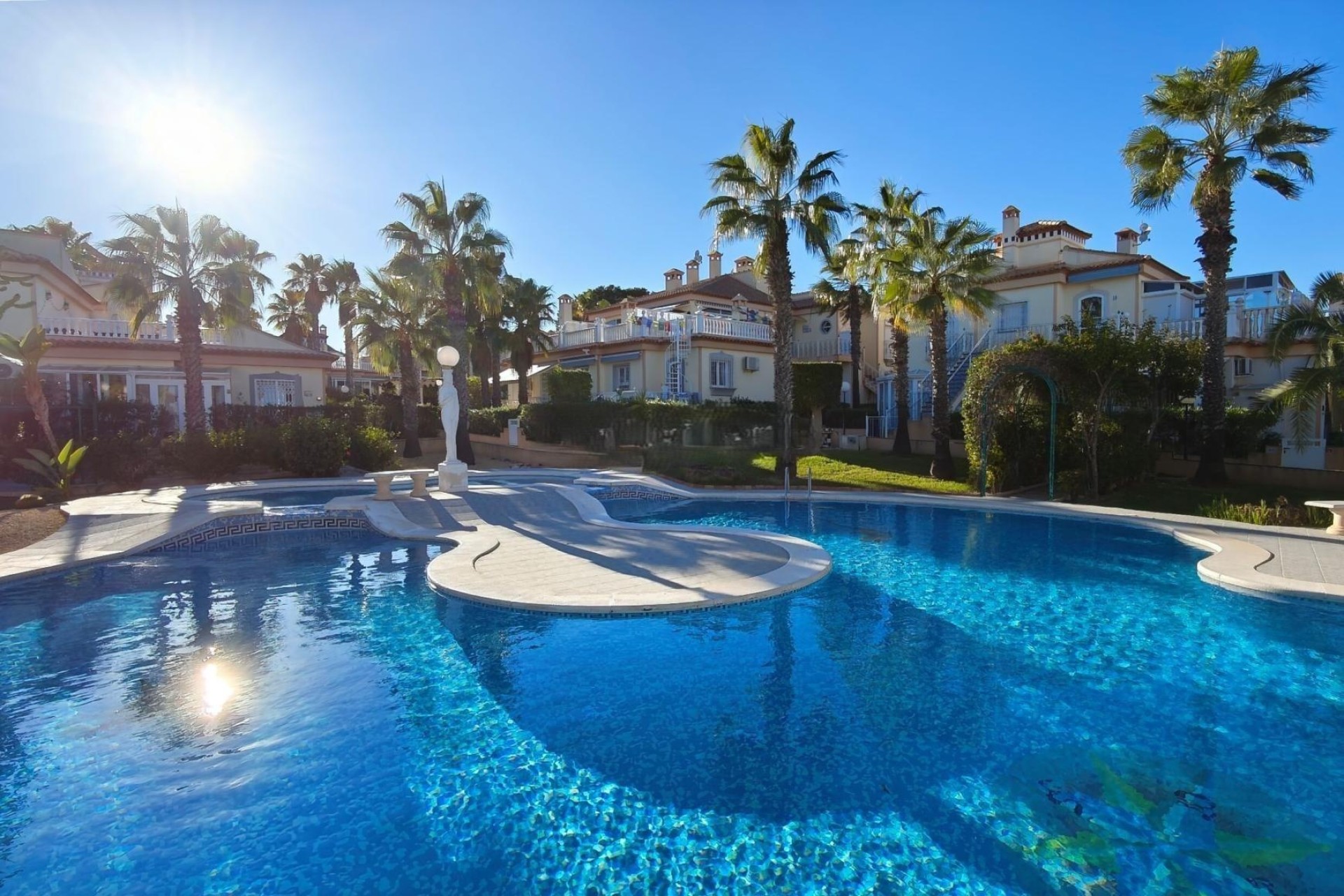 Resale - Apartment / Flat -
Torrevieja - Los Balcones