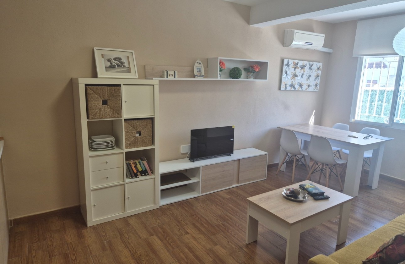 Resale - Apartment / Flat -
Torrevieja - Miramar - Torre Del Moro