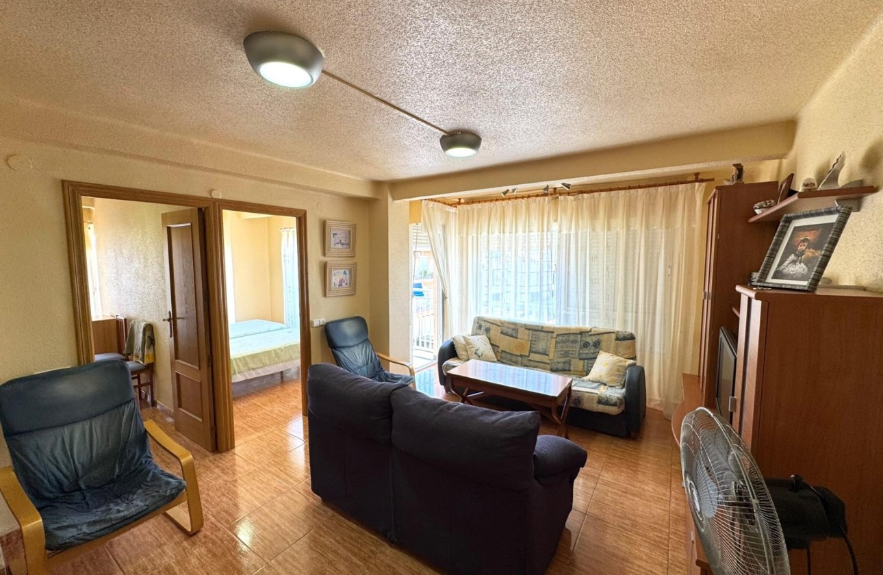 Resale - Apartment / Flat -
Torrevieja - Miramar - Torre Del Moro